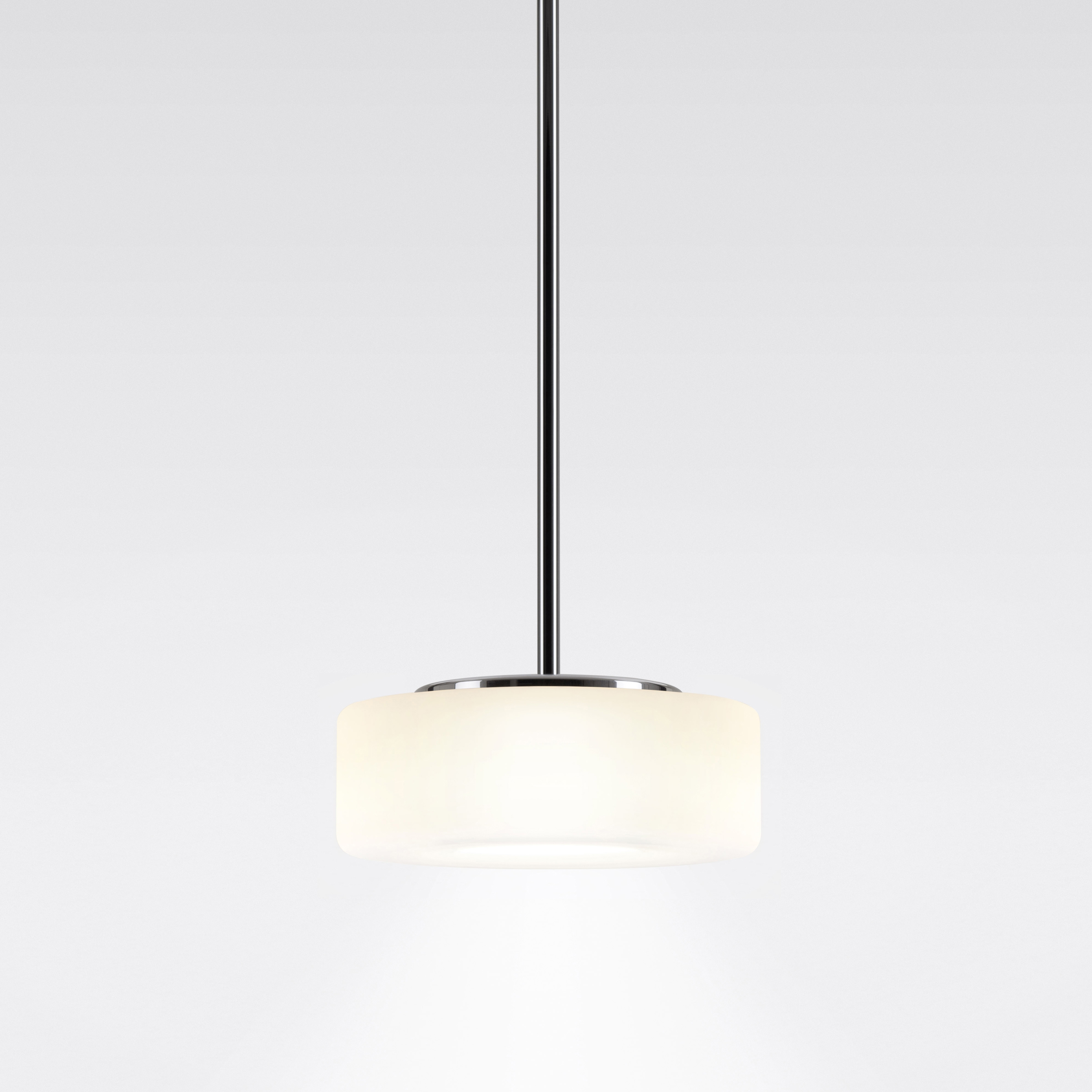 Produkt CURLING Suspension opal | Tube des Herstellers serien.lighting anzeigen