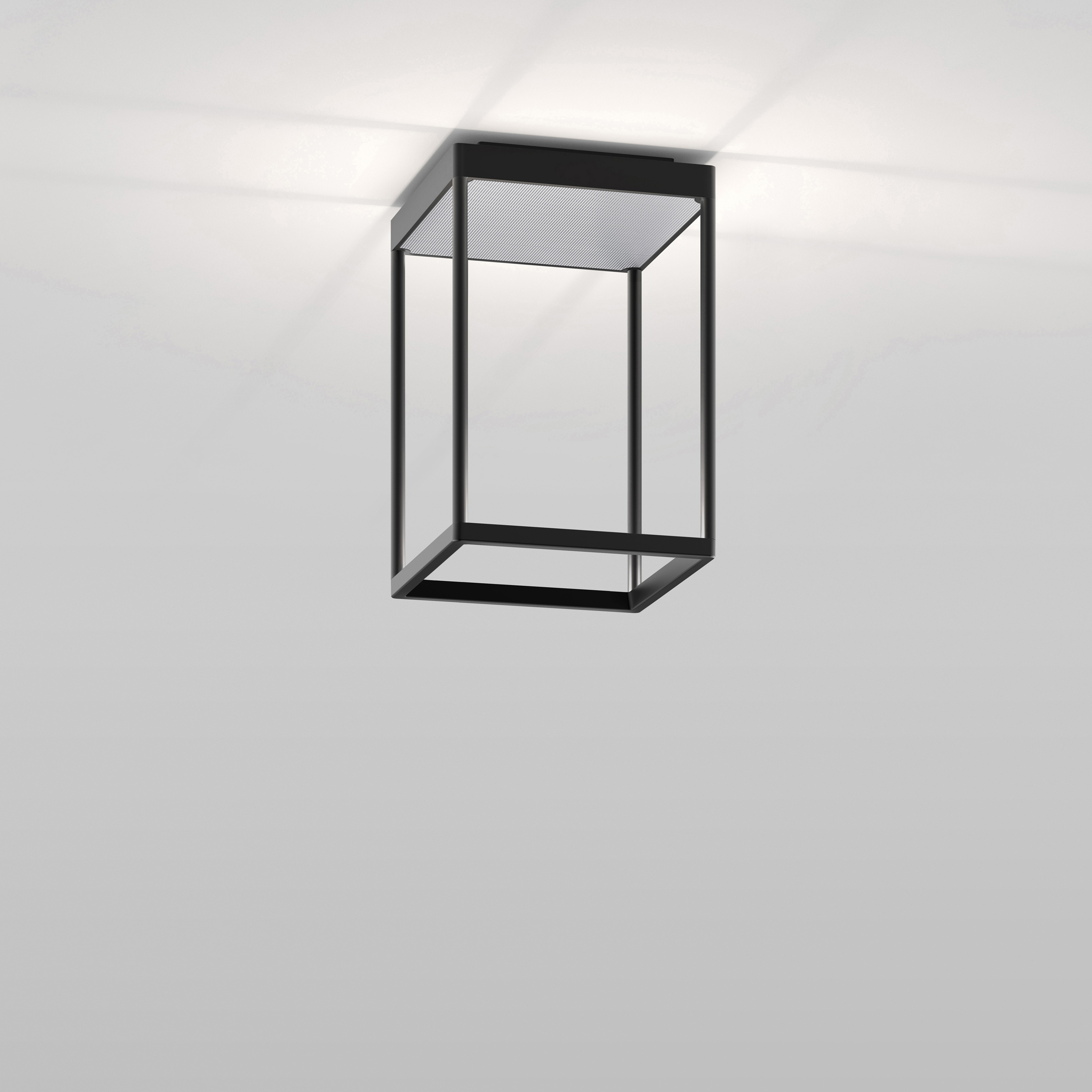 REFLEX² S 300 black | pyramid structure silver