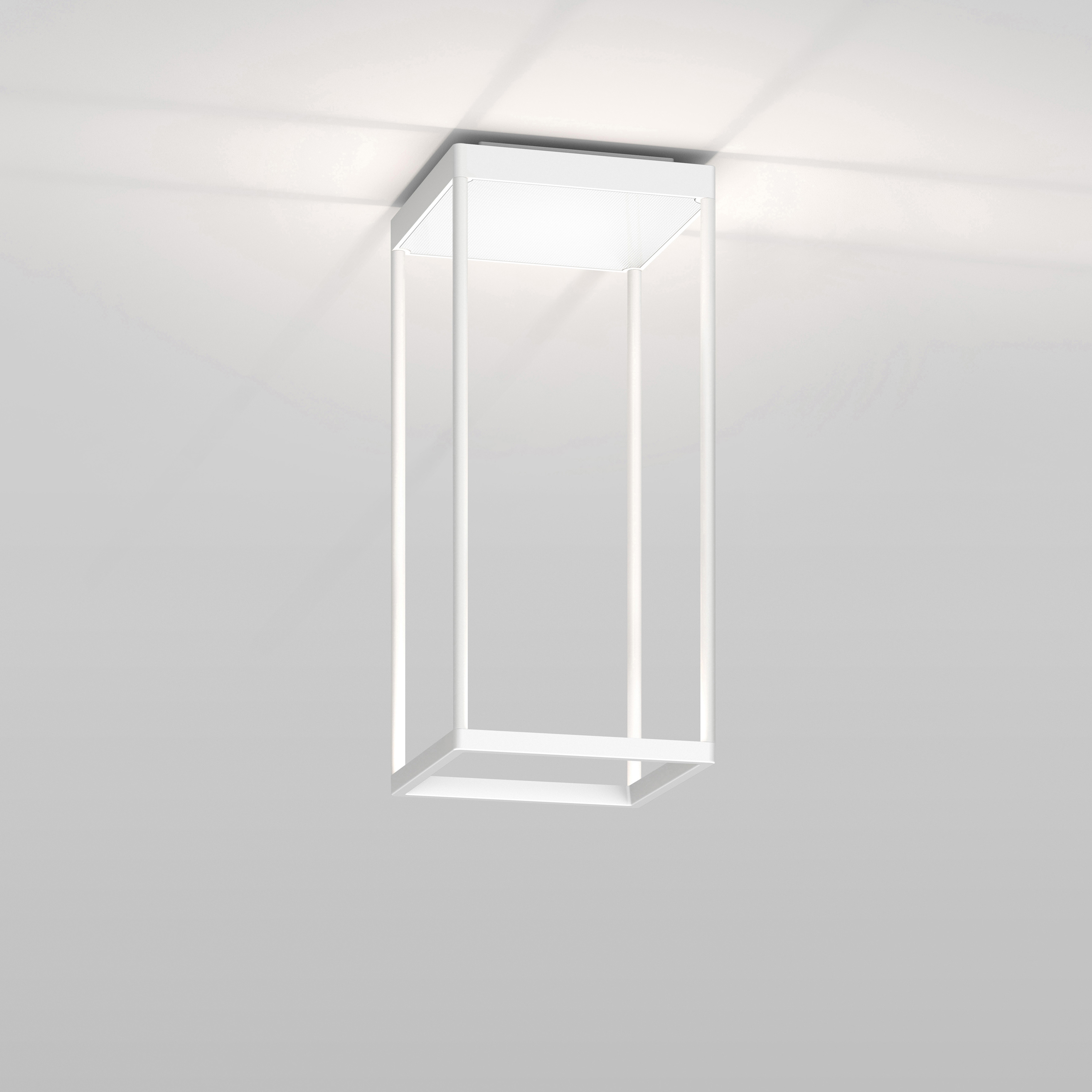REFLEX² S 450 white | pyramid structure white