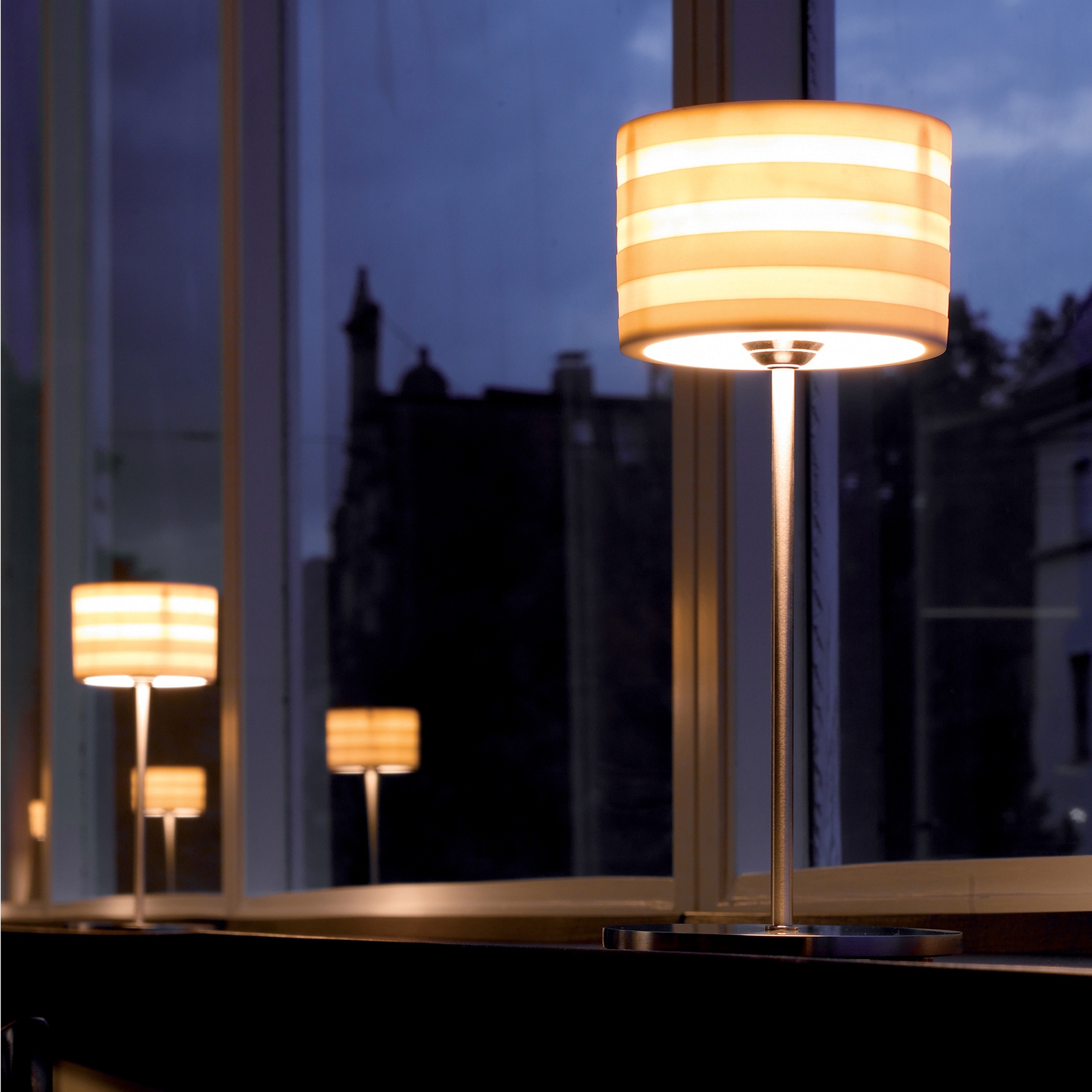 Display product Tjao Table lamp from manufacturer STENG LICHT