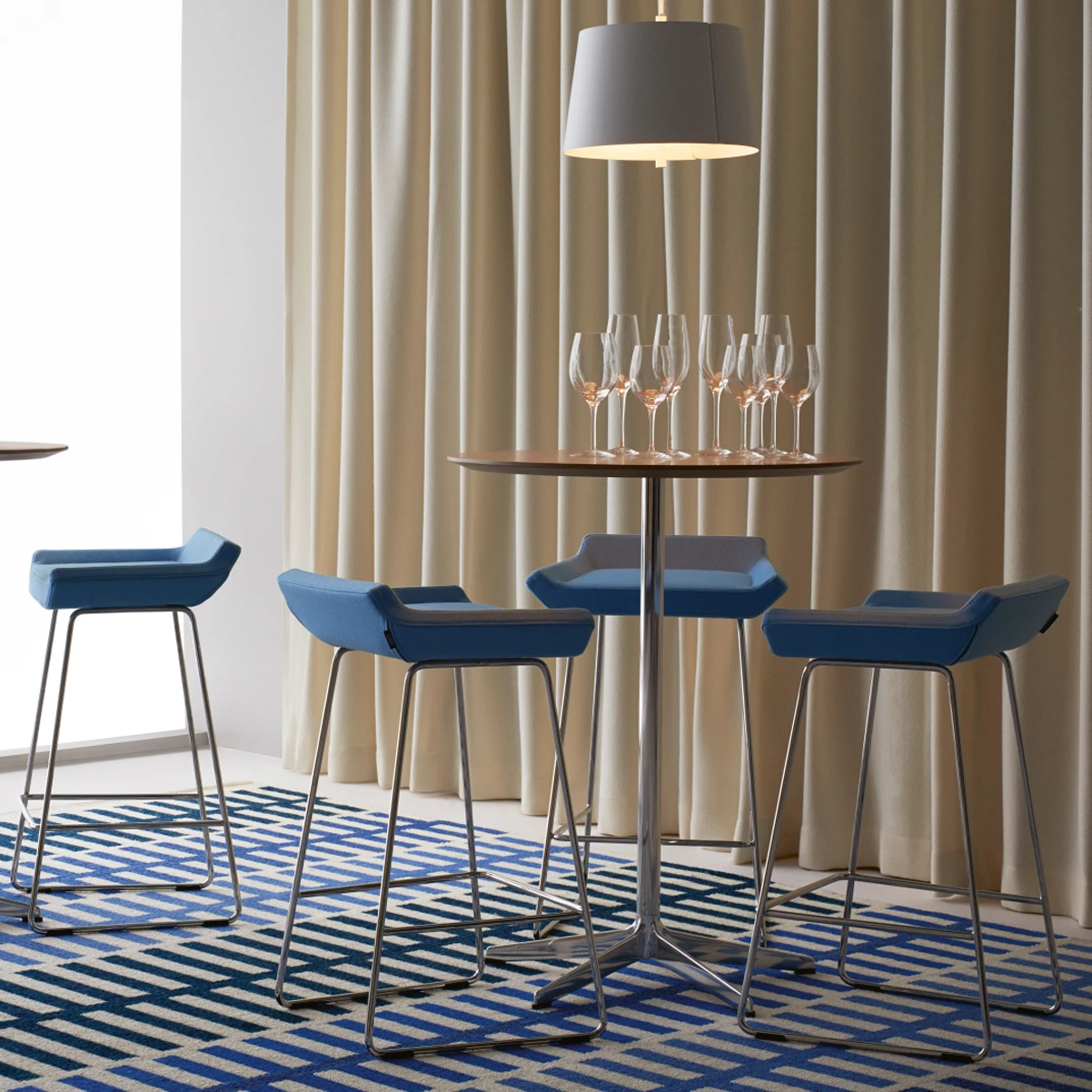 BENCHES | STOOLS