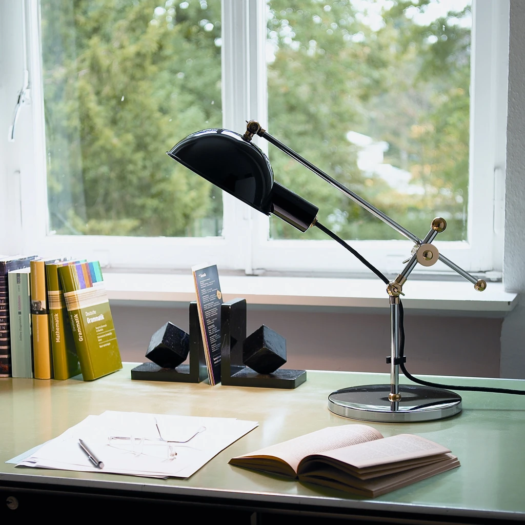 TABLE LAMPS