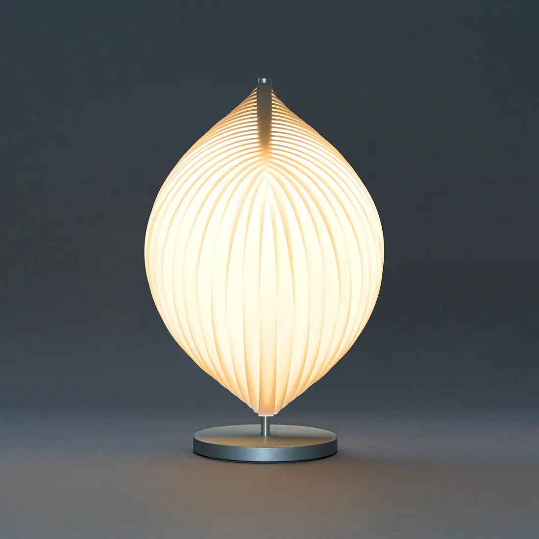 Tecnolumen - THL01 "La perle" Table lamp