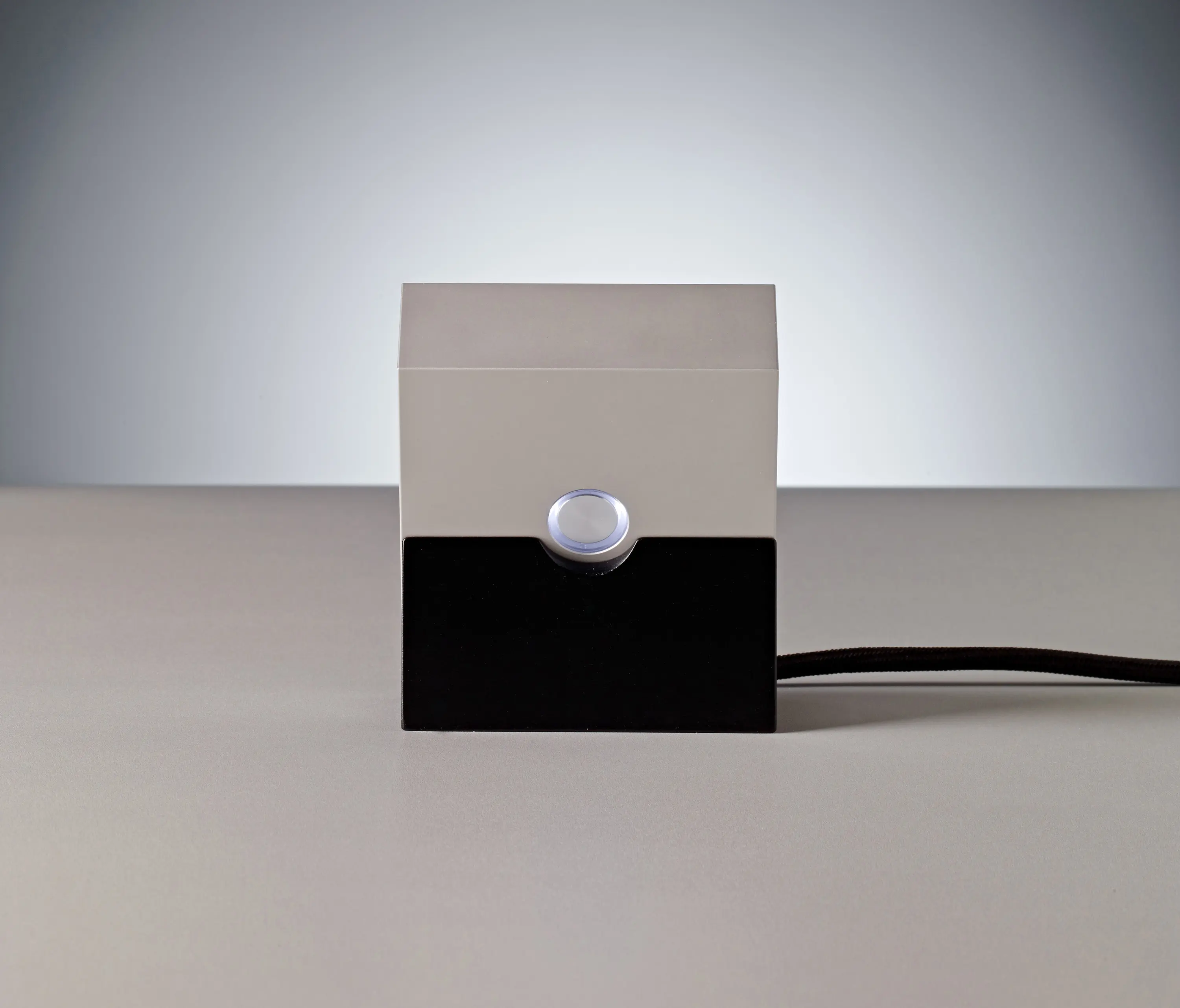 Tecnolumen - MLON12 "Square" Tischleuchte