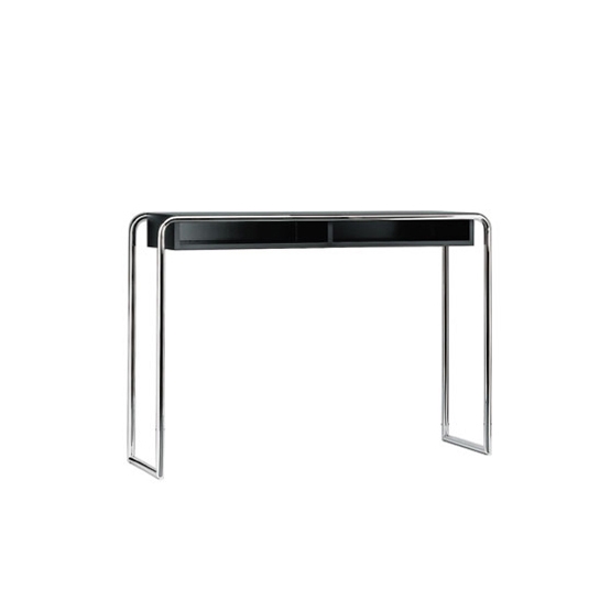 Display product B 108 from manufacturer Thonet