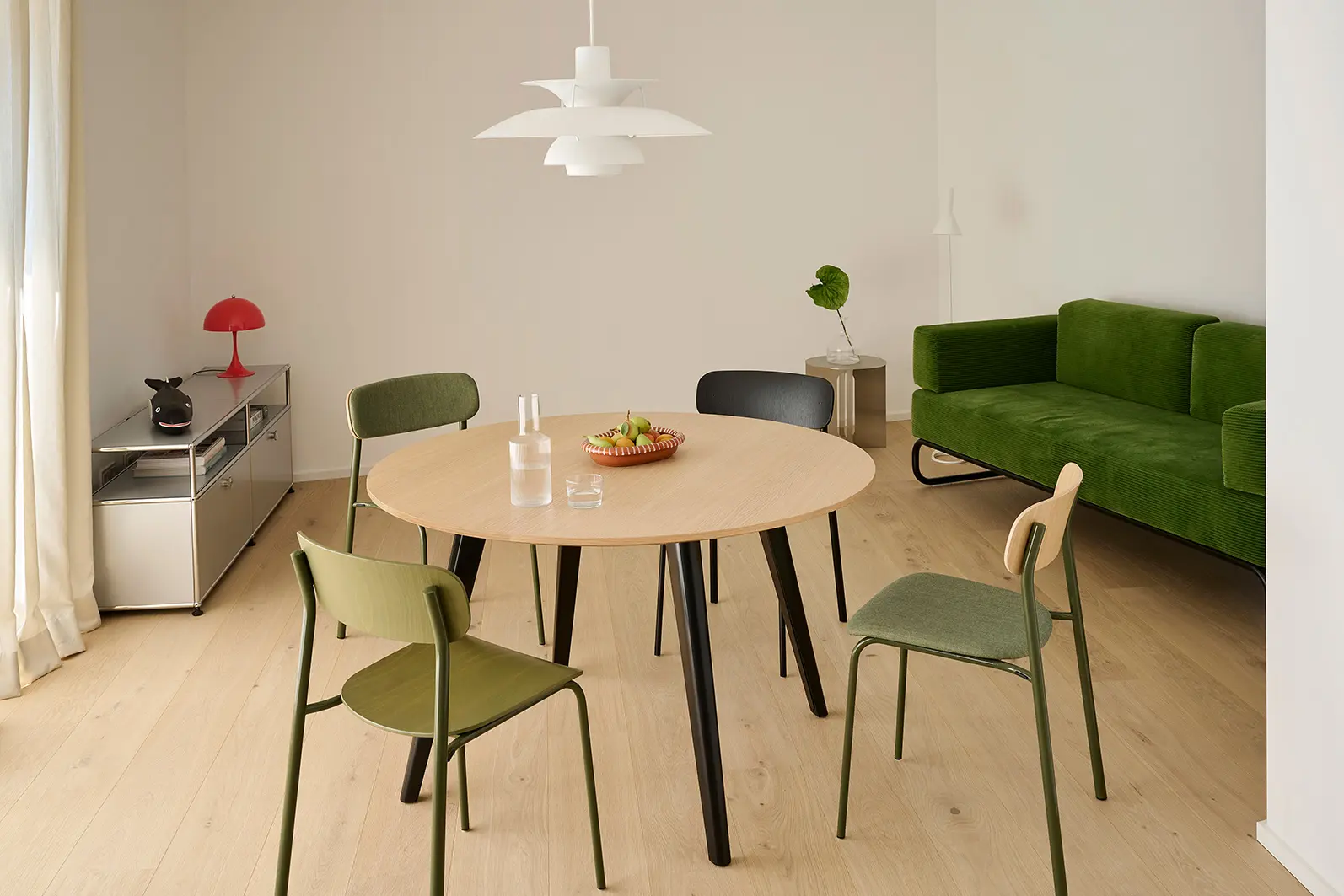 Thonet - S 243