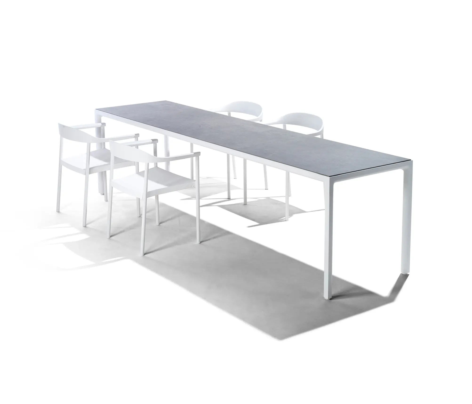 Tribù - Illum Dining Table