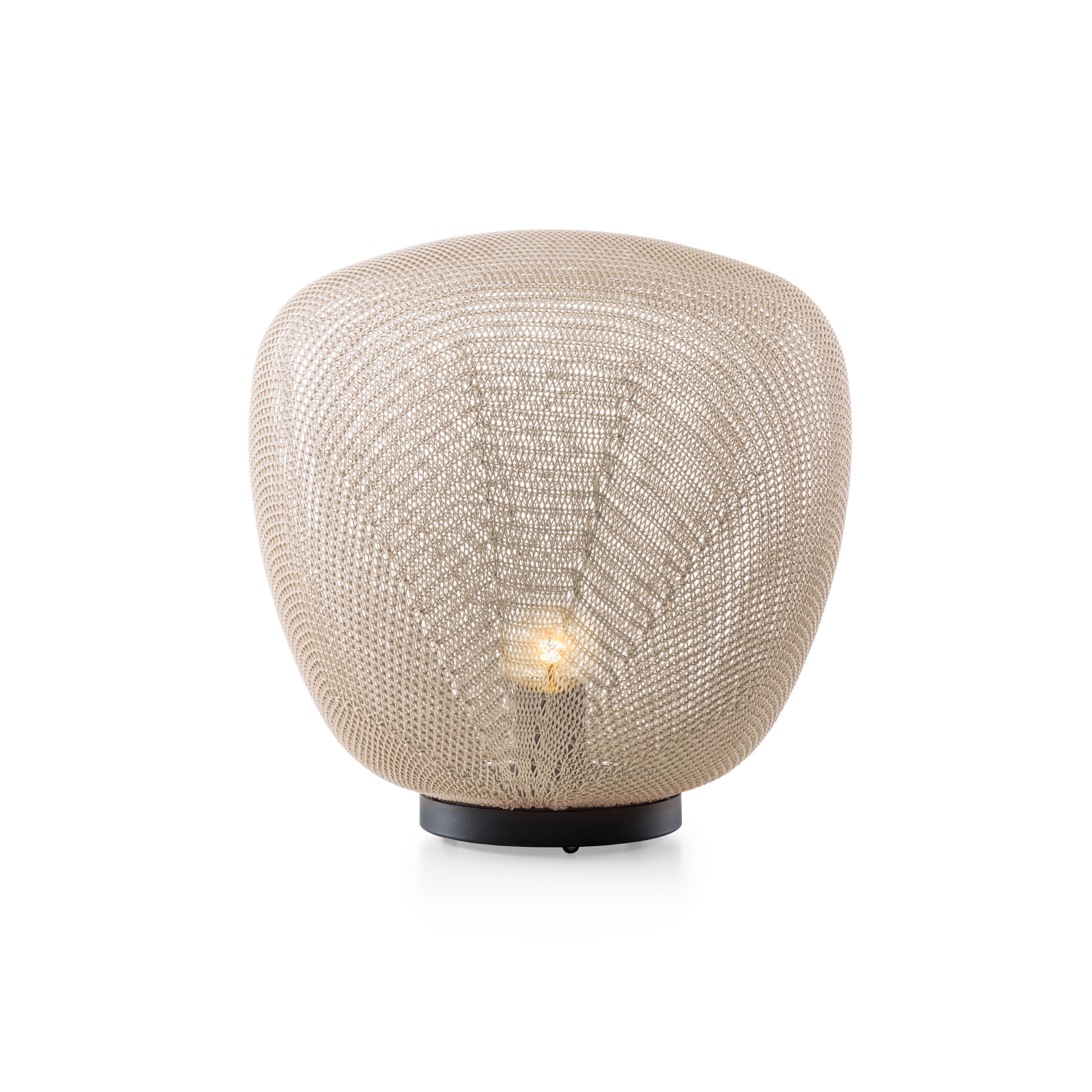 Mostra il prodotto Madame Cachet standing wired dia 50 cm del produttore Tribù