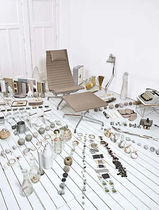 Vitra - Aluminium Chair EA 124