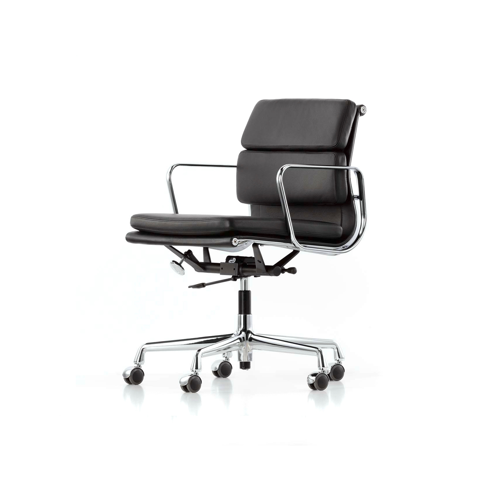 Mostra il prodotto Soft Pad Chair EA 217 del produttore Vitra