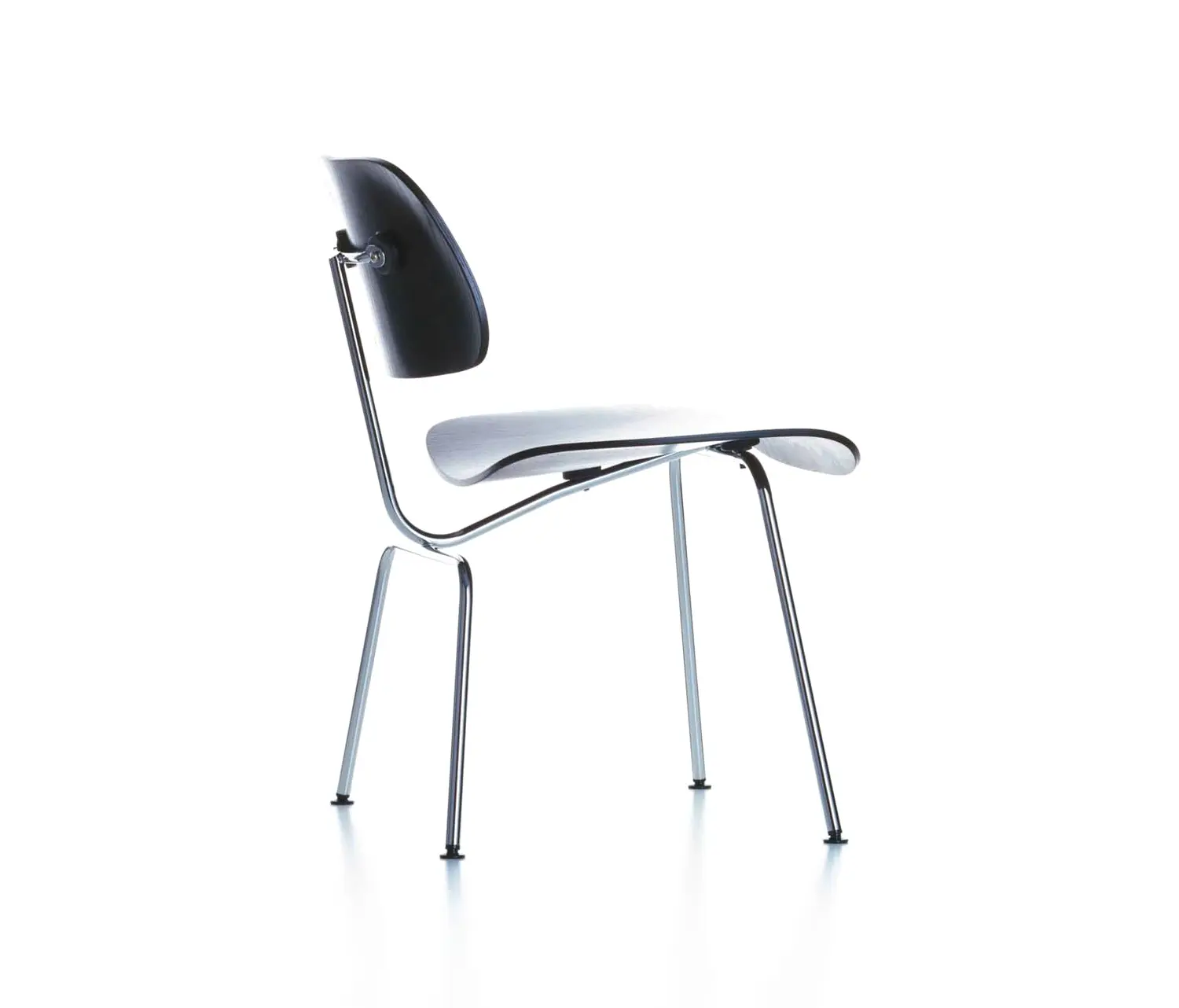 Vitra - Plywood Group DCM