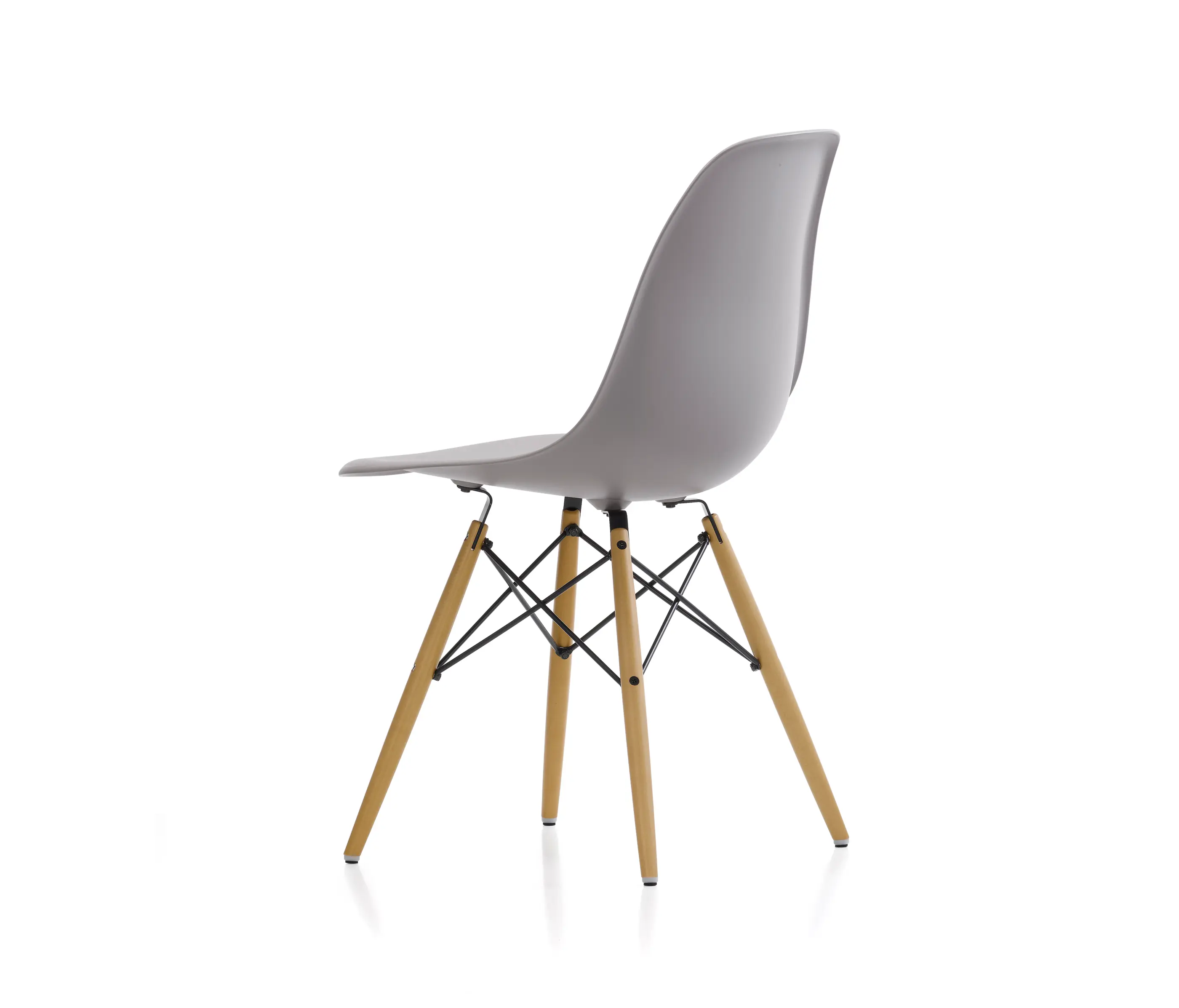 Vitra - Eames Plastic Side Chair DSW