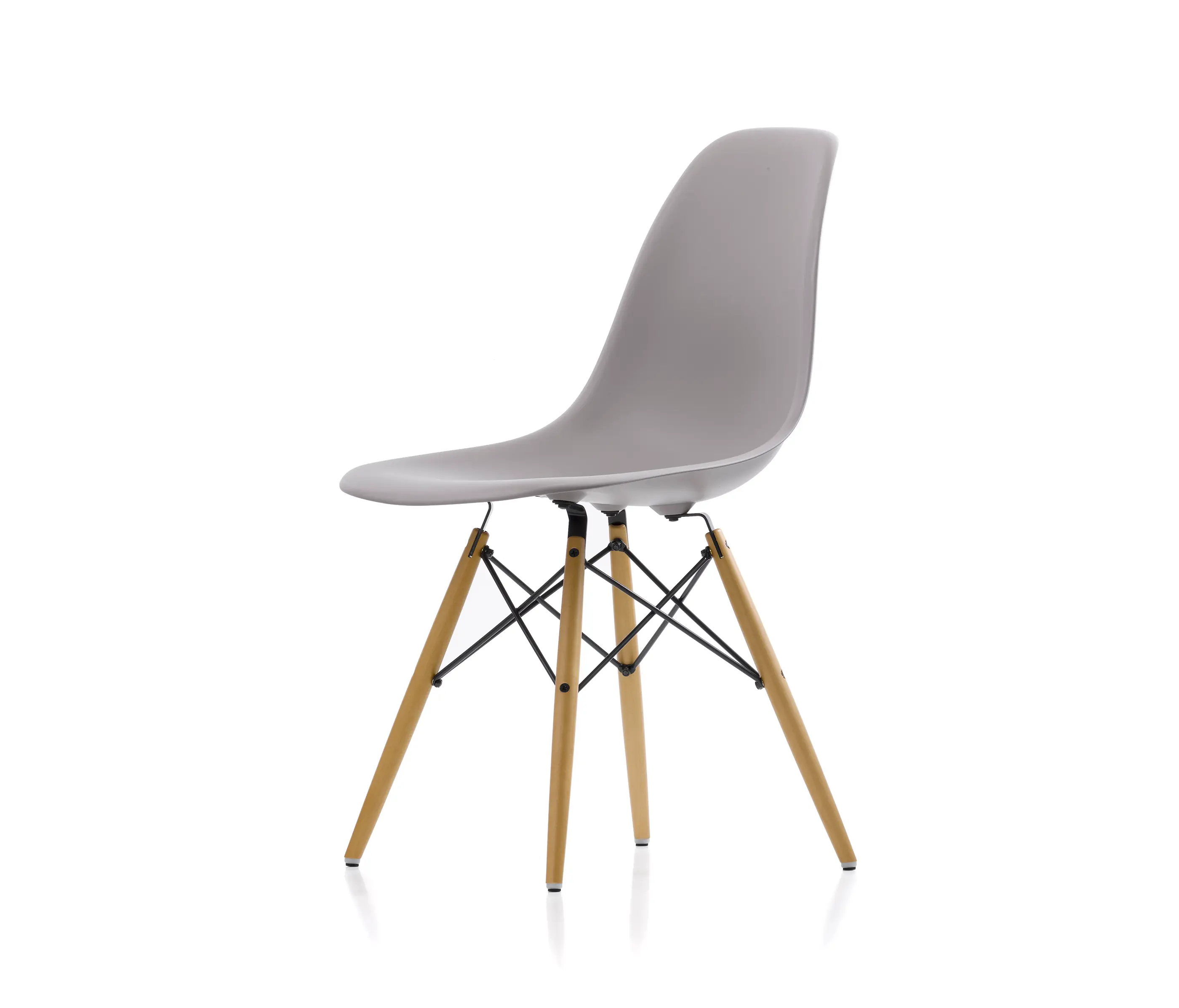 Vitra - Eames Plastic Side Chair DSW