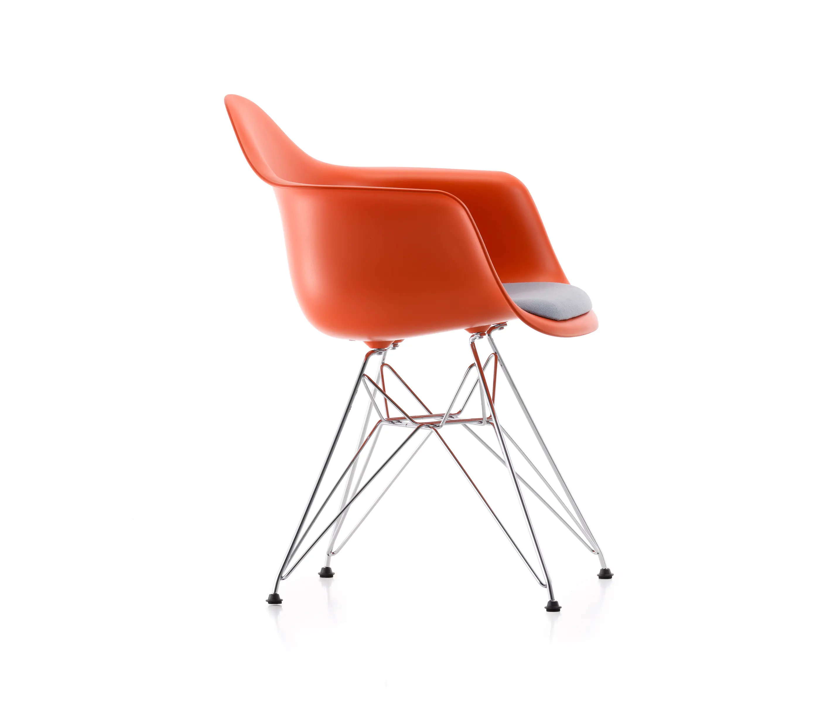 Vitra - Eames Plastic Armchair DAR