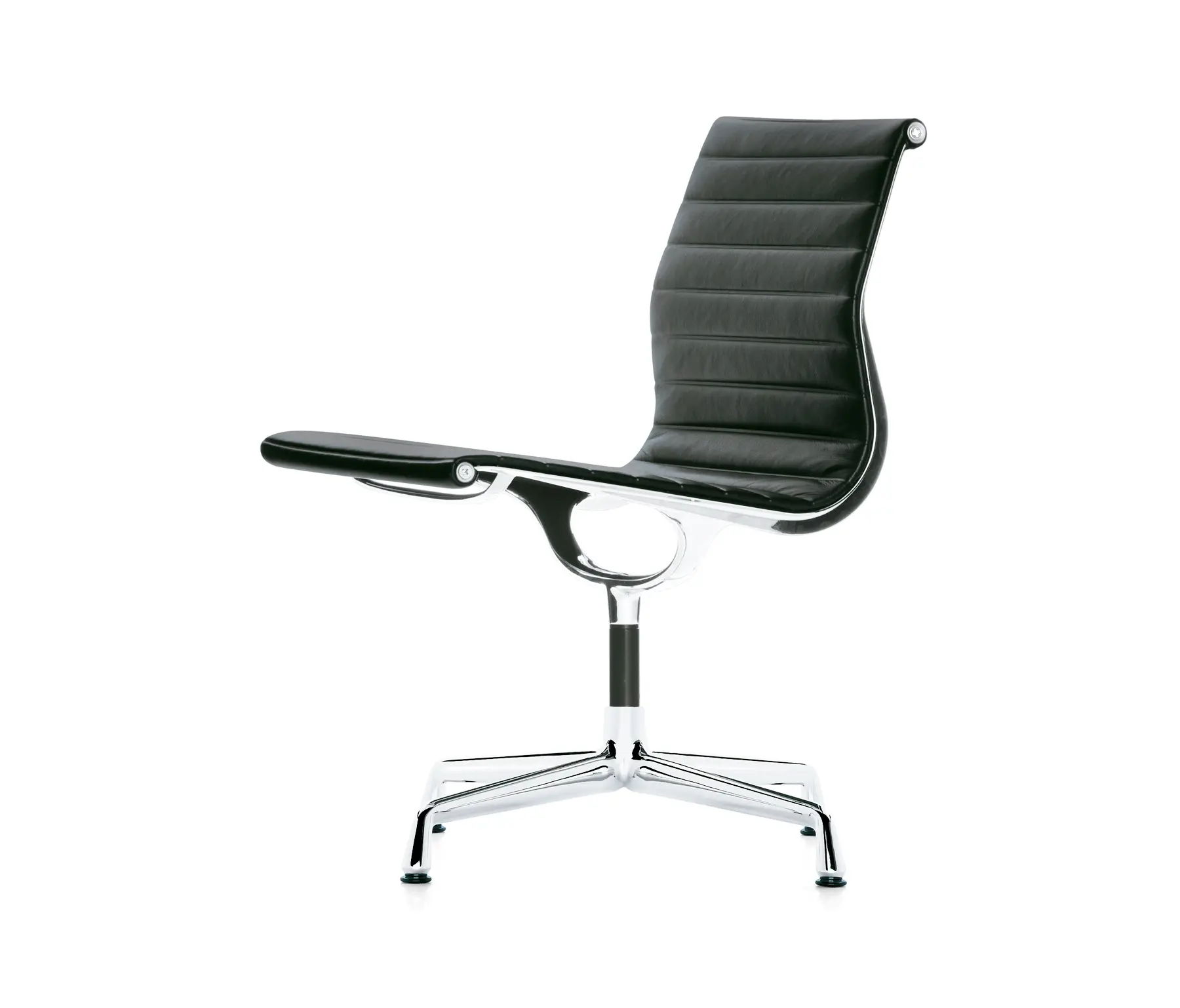 Vitra - Aluminium Chair EA 105