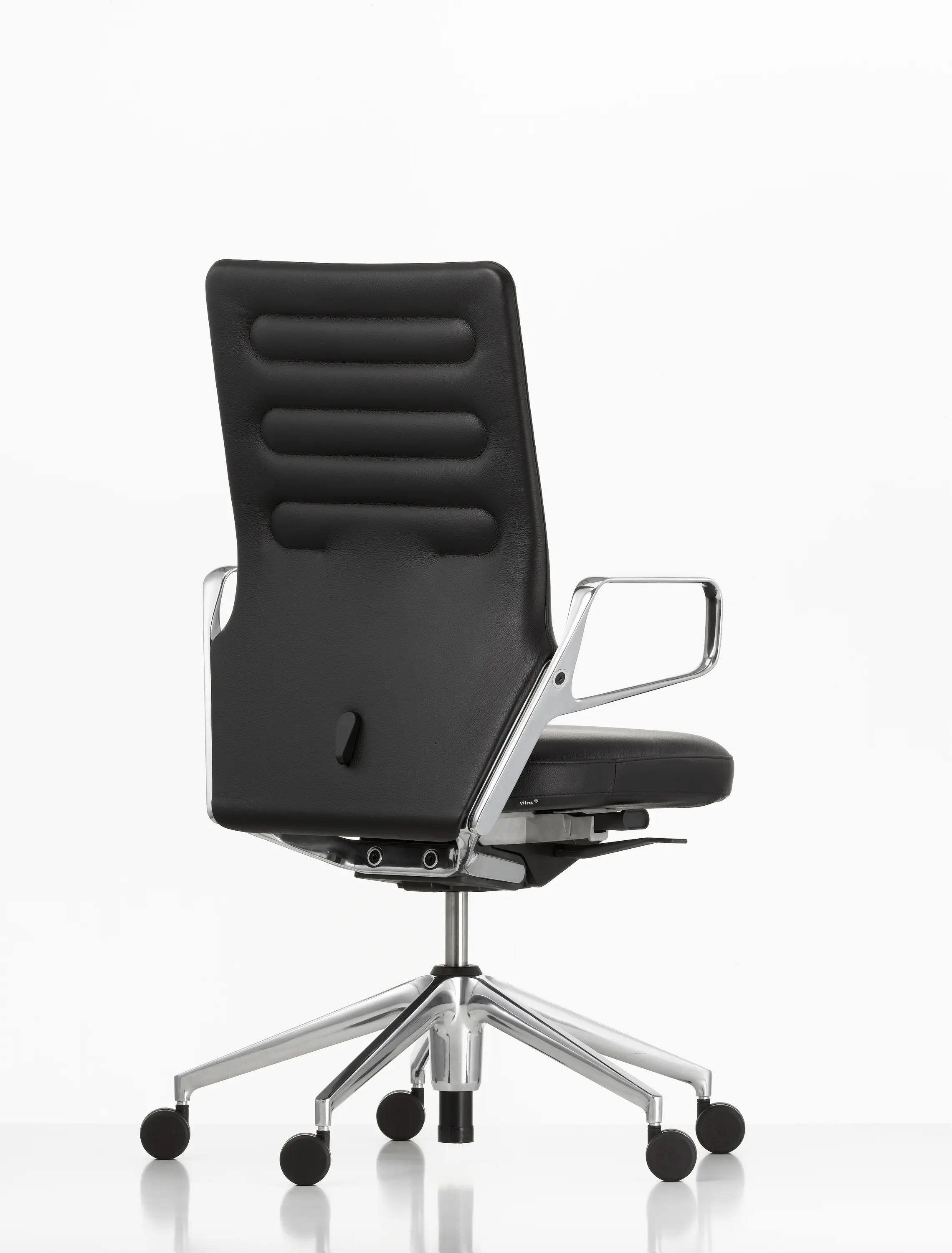 Vitra - AC 4