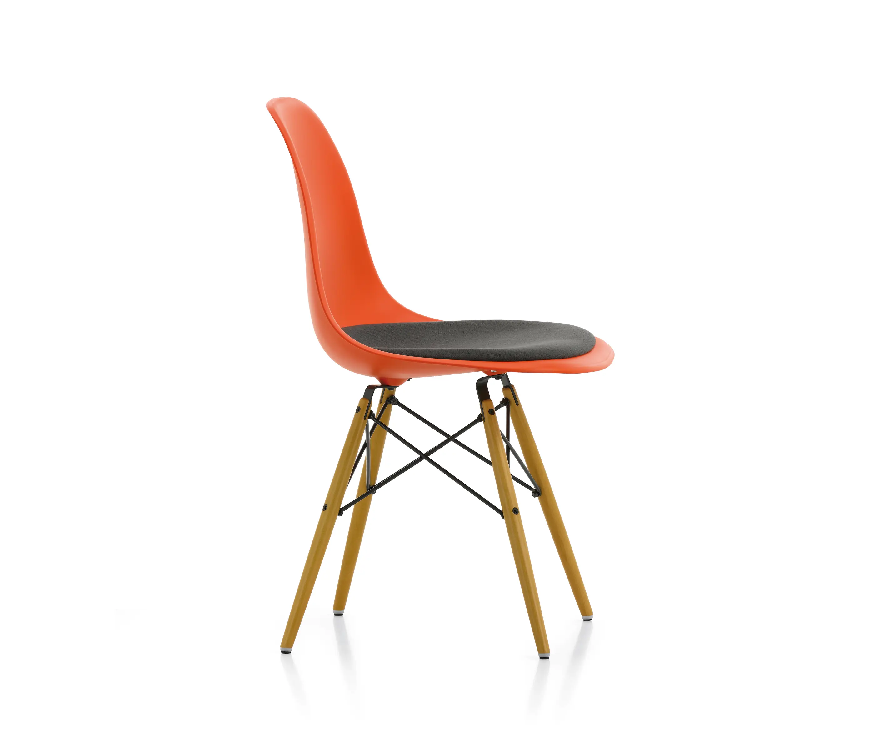 Vitra - Eames Plastic Side Chair DSW
