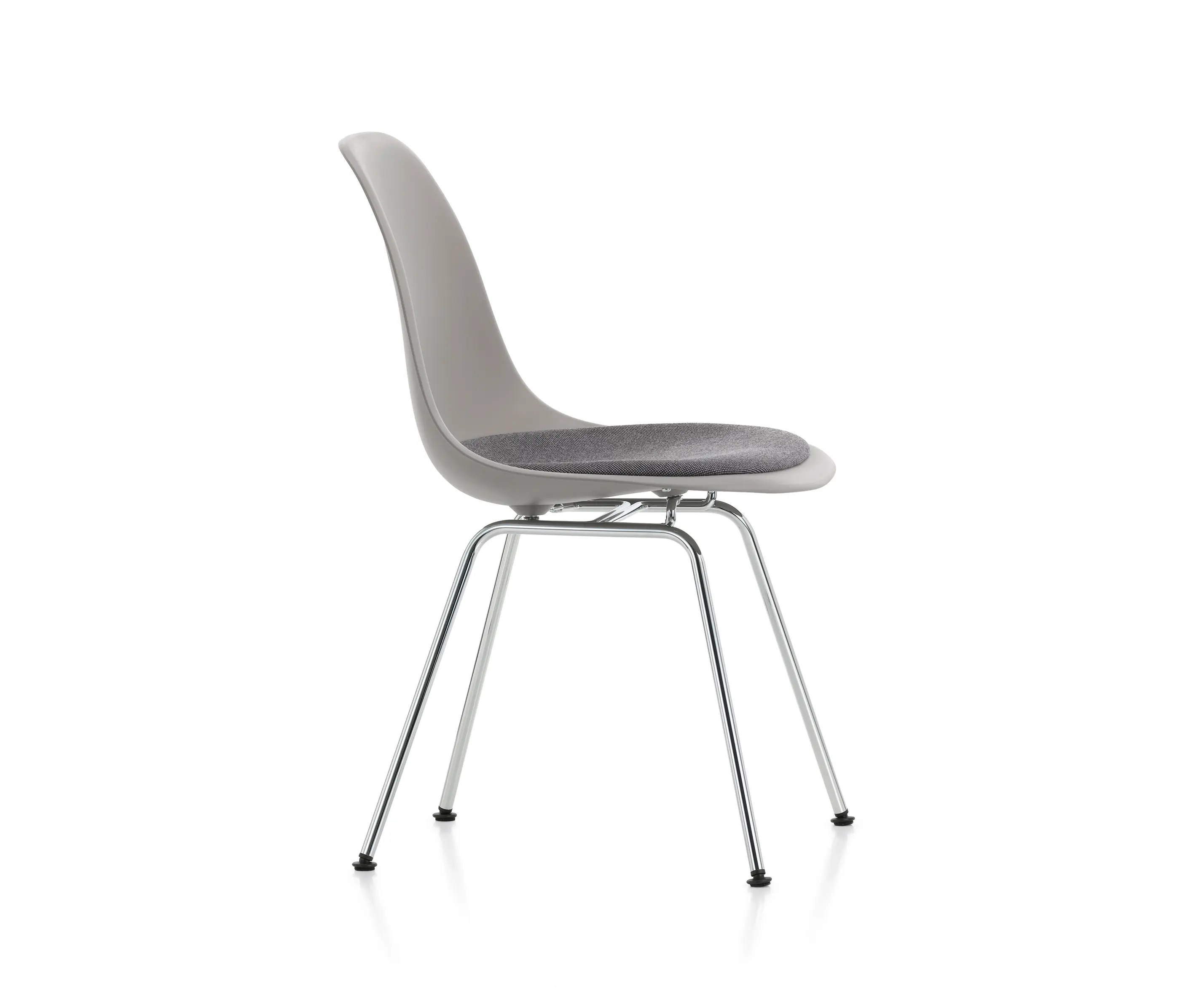 Vitra - Eames Plastic Side Chair DSX