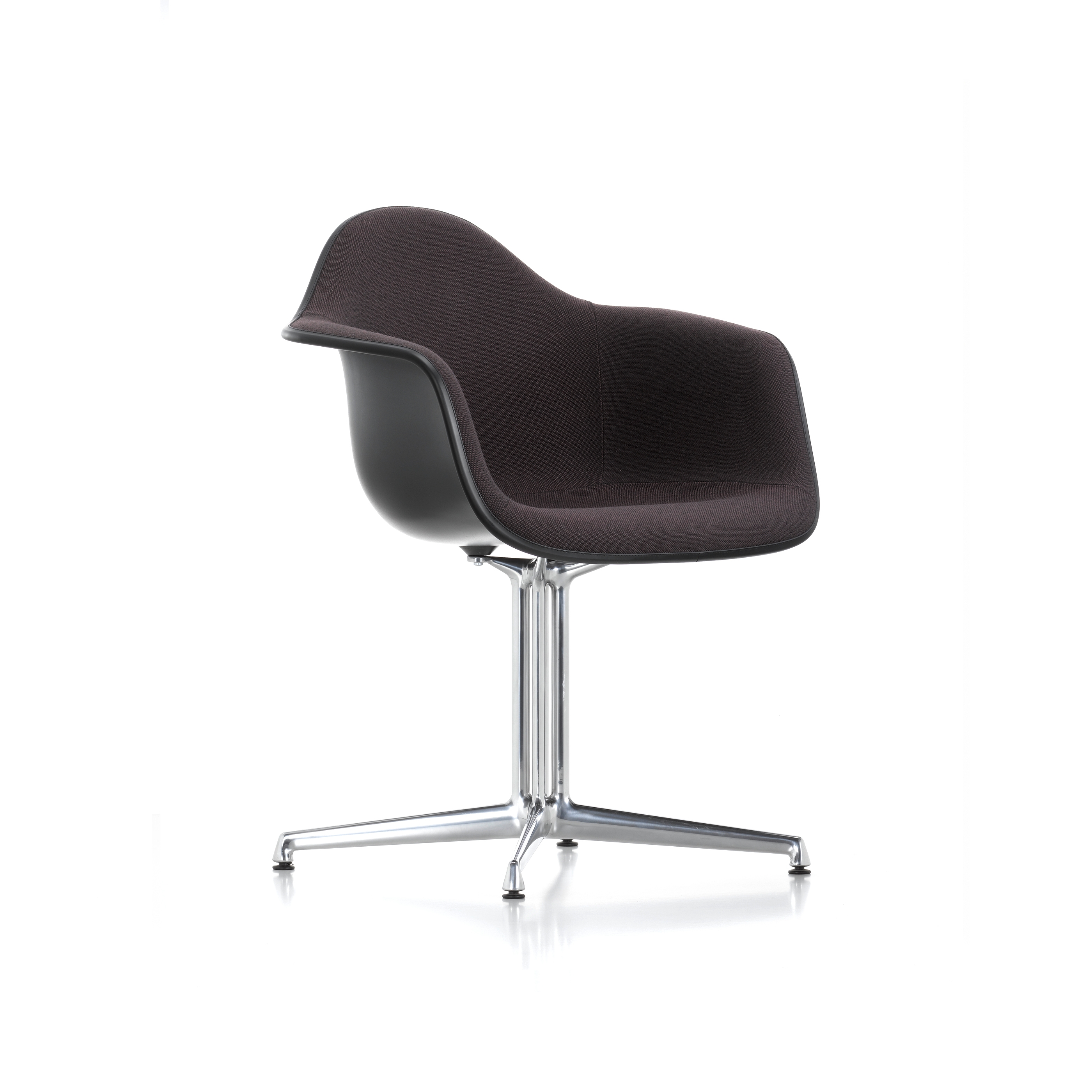Mostra il prodotto Eames Plastic Armchair DAL del produttore Vitra