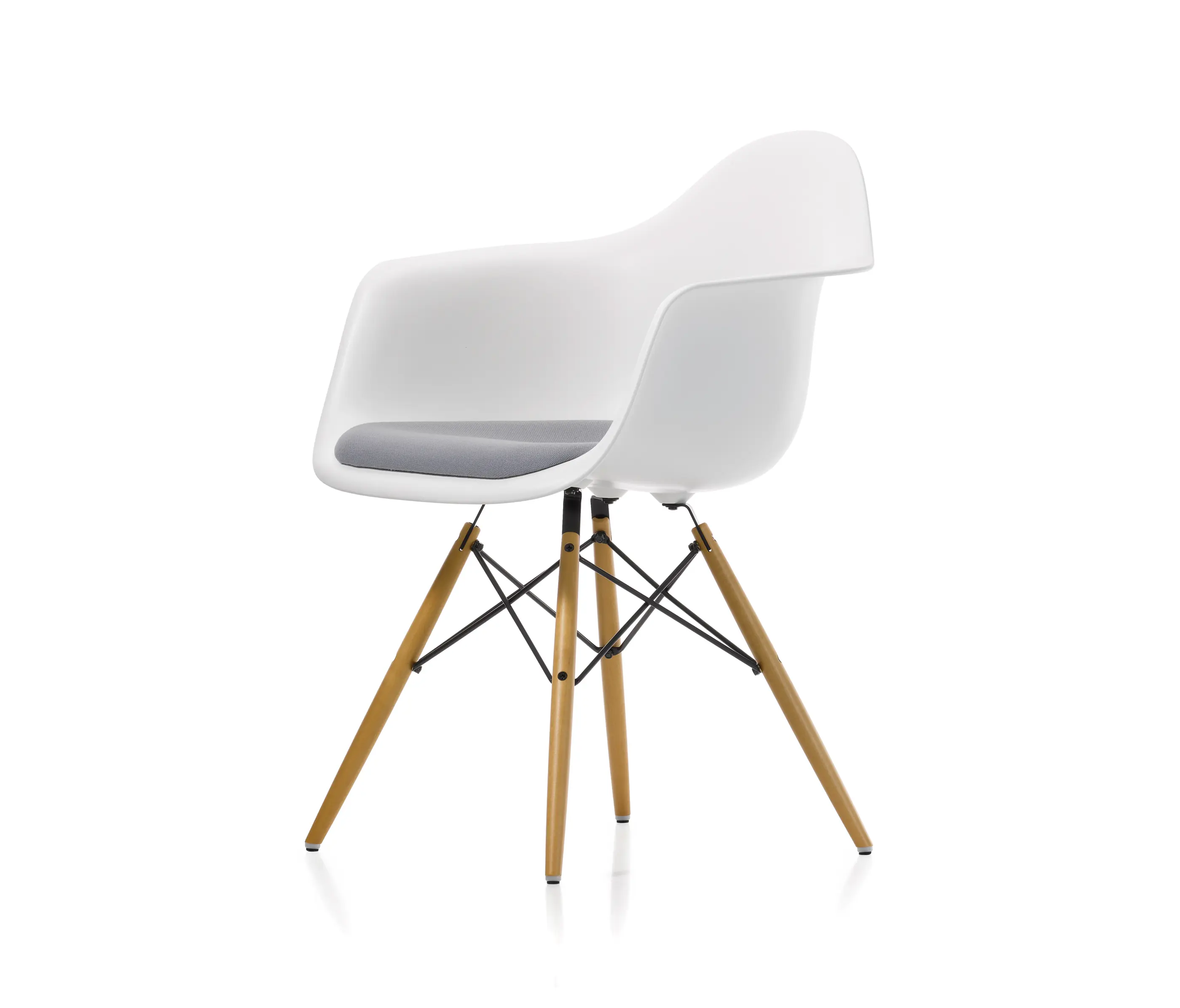 Vitra - Eames Plastic Armchair DAW