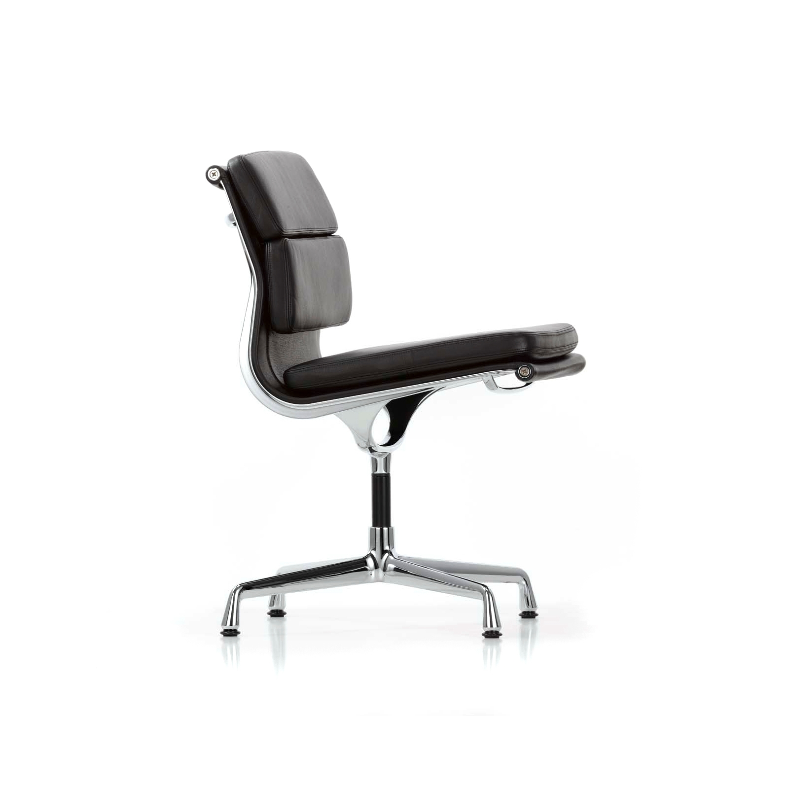 Mostra il prodotto Soft Pad Chair EA 205 del produttore Vitra