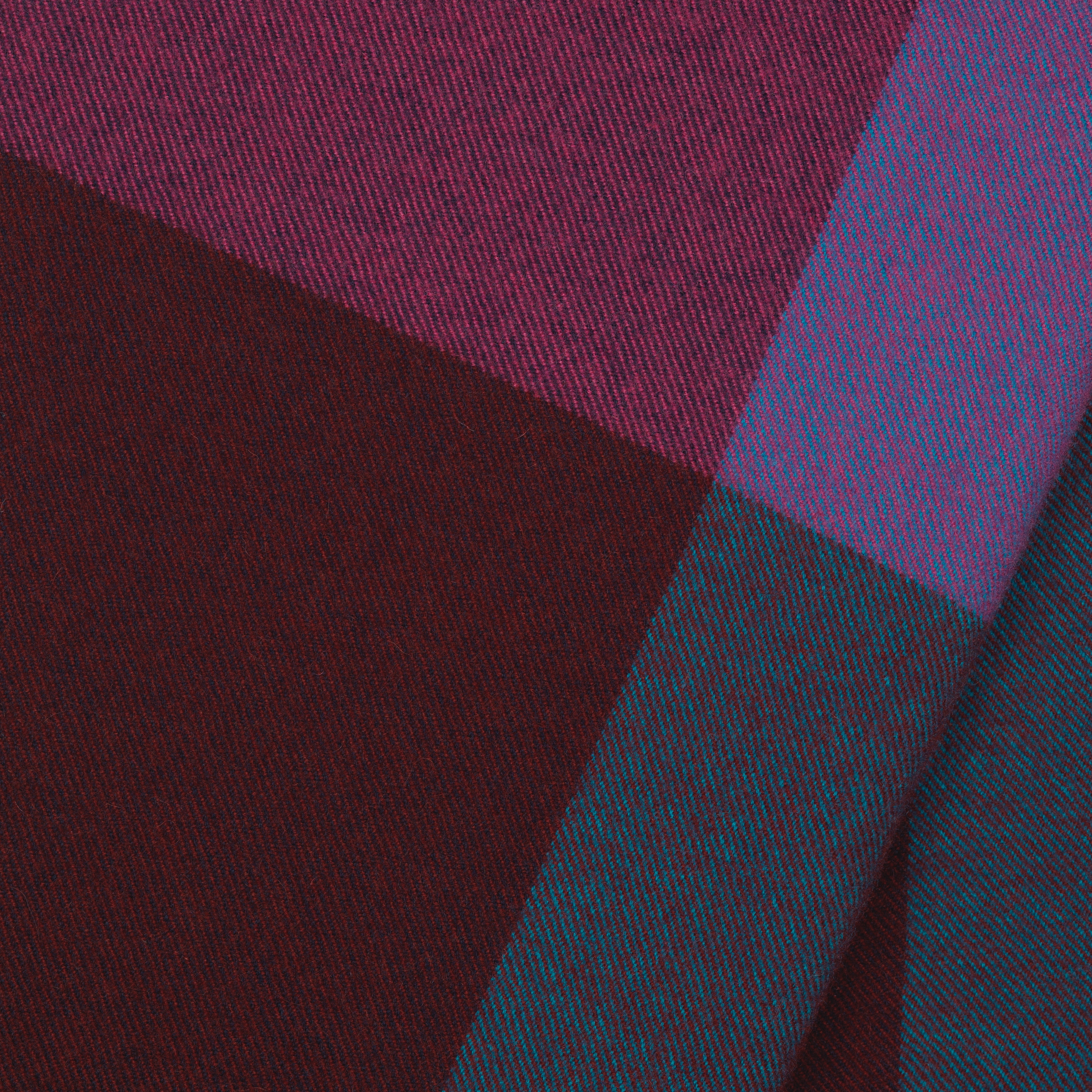 Display product Colour Block Blankets from manufacturer Vitra