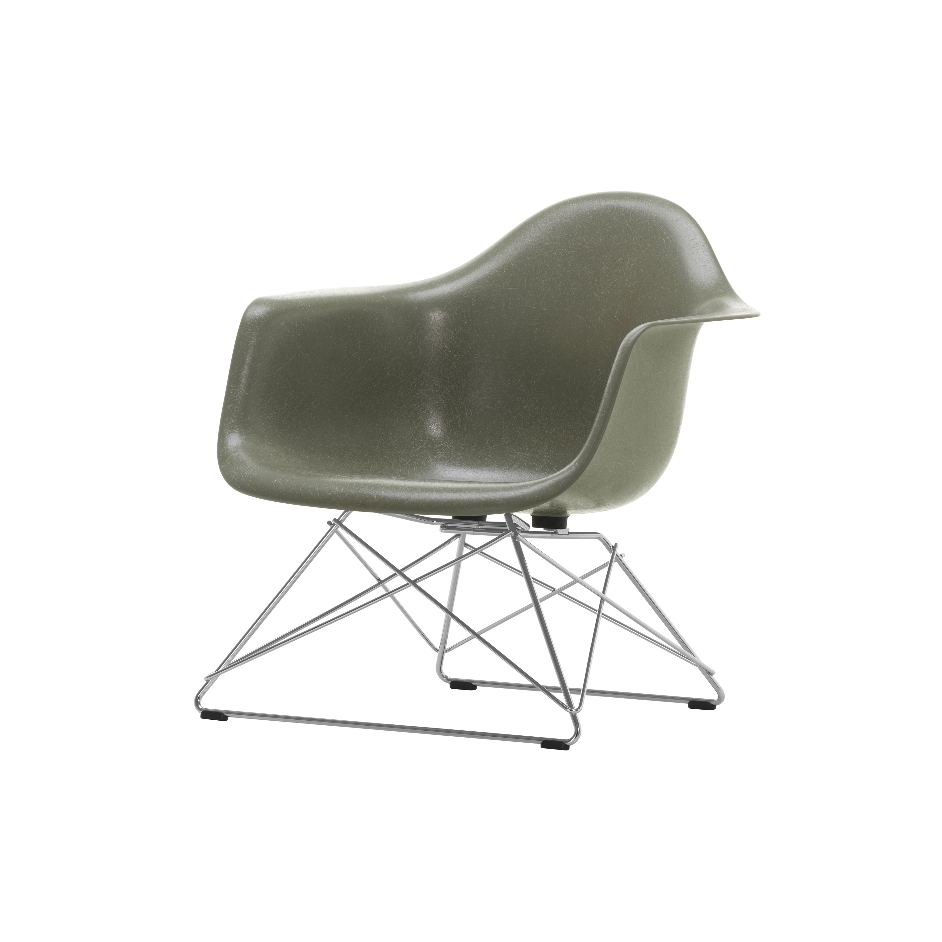 Eames Fiberglass Armchair LAR