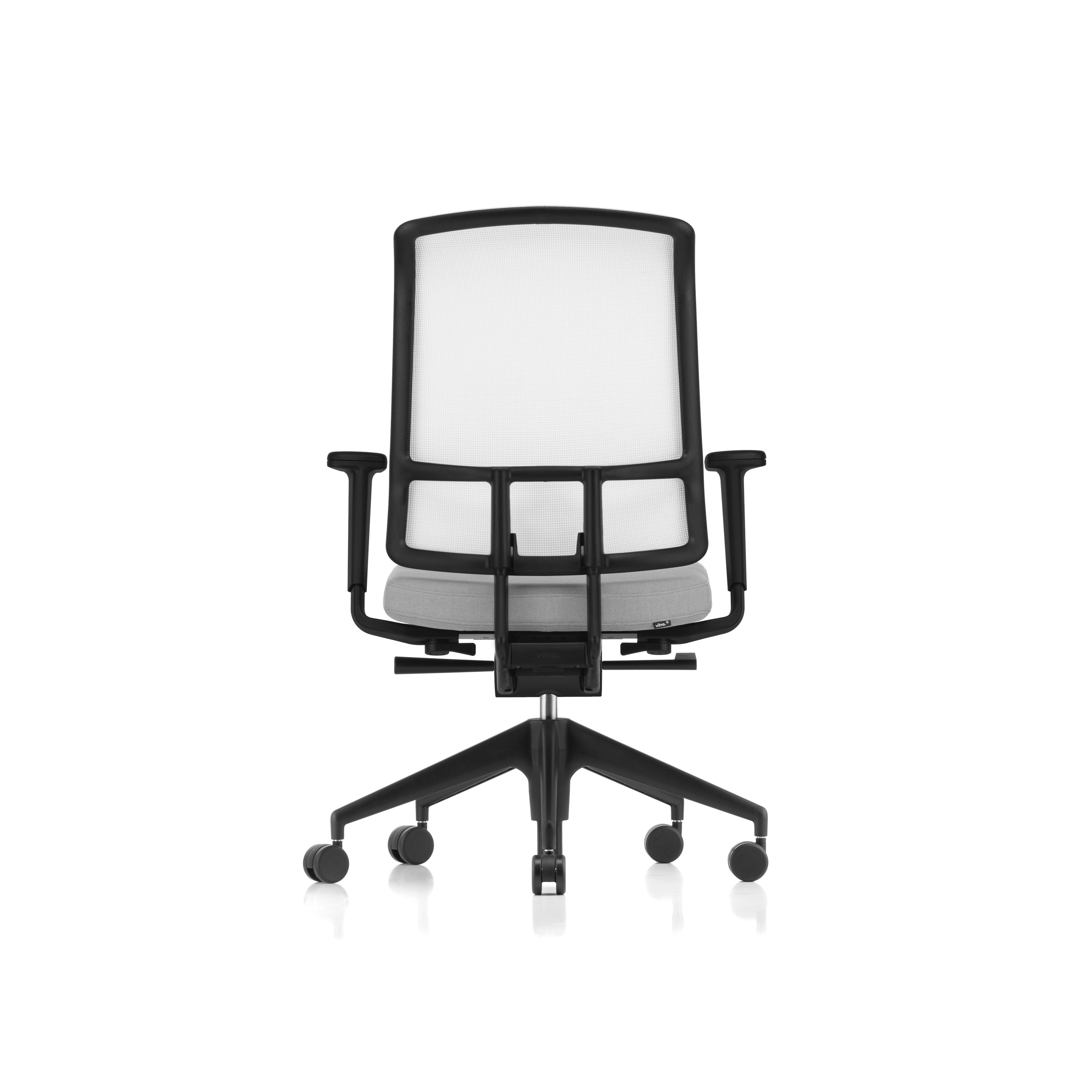 Display product AM Chair from manufacturer Vitra