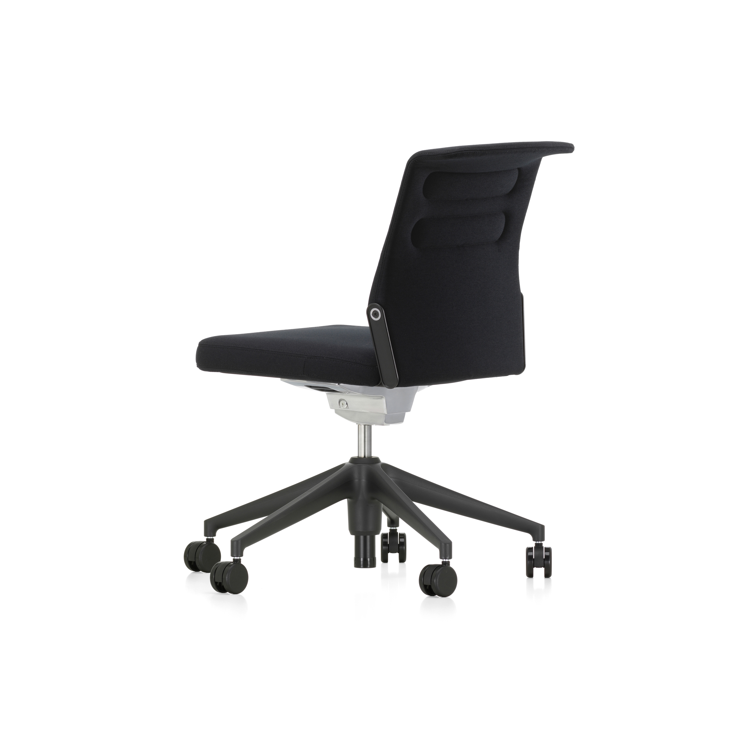 Display product AC 5 Studio from manufacturer Vitra