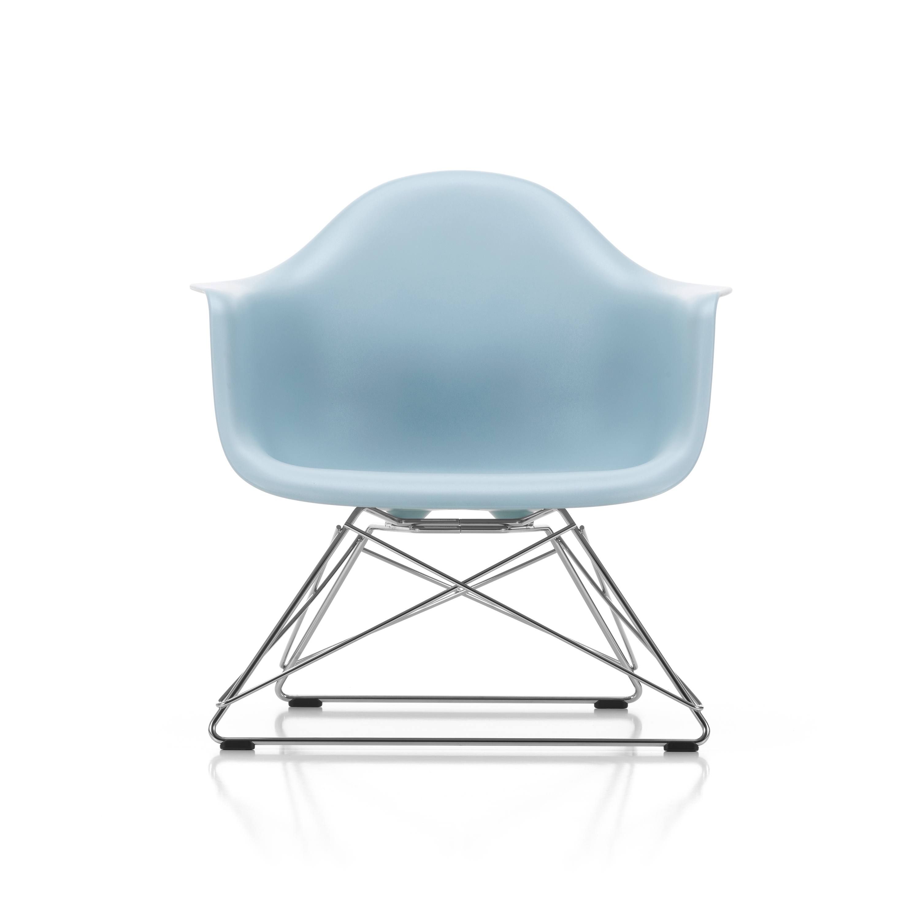 Display product Eames Plastic Armchair LAR from manufacturer Vitra