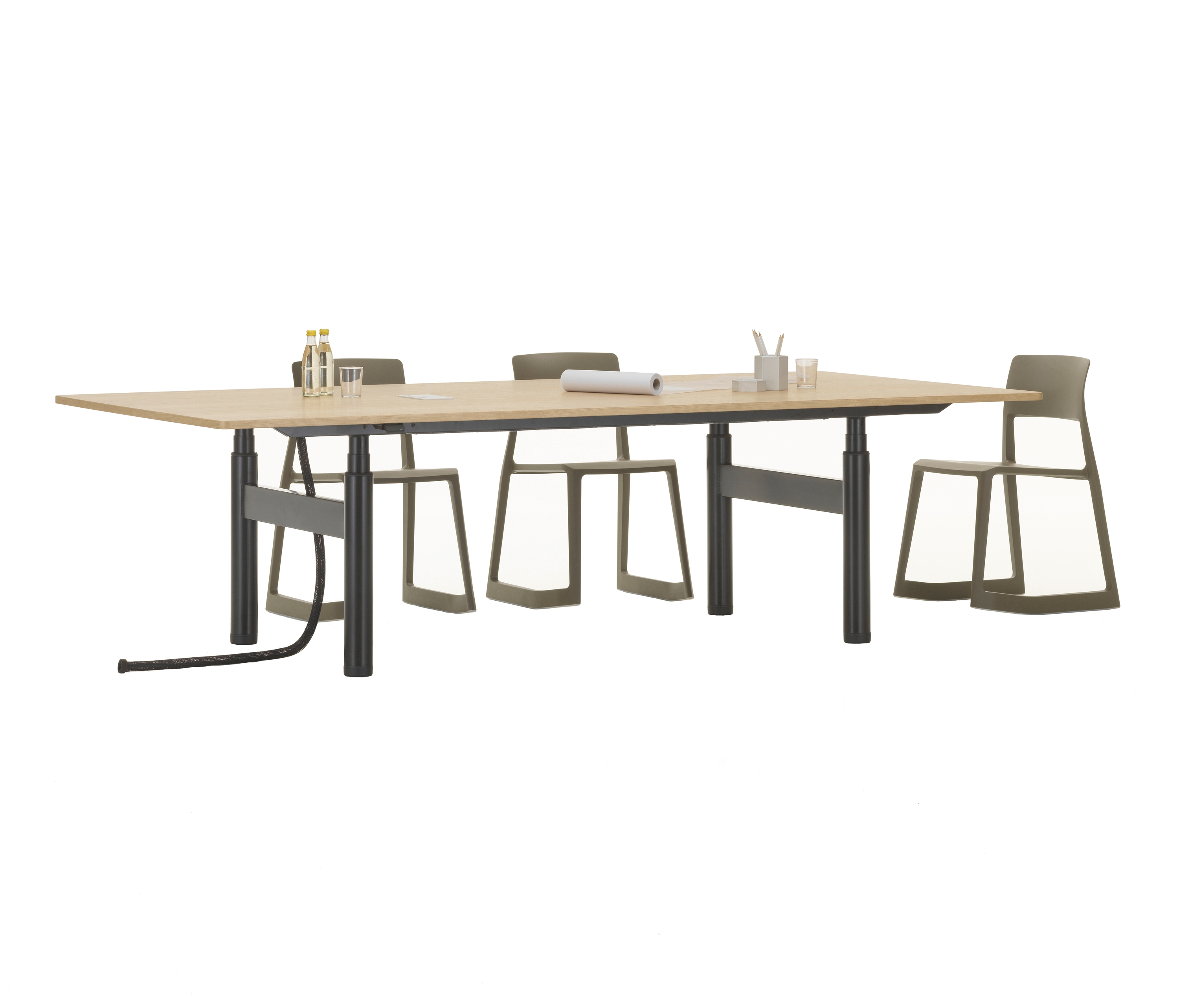 Display product Tyde 2 Meeting Tables from manufacturer Vitra