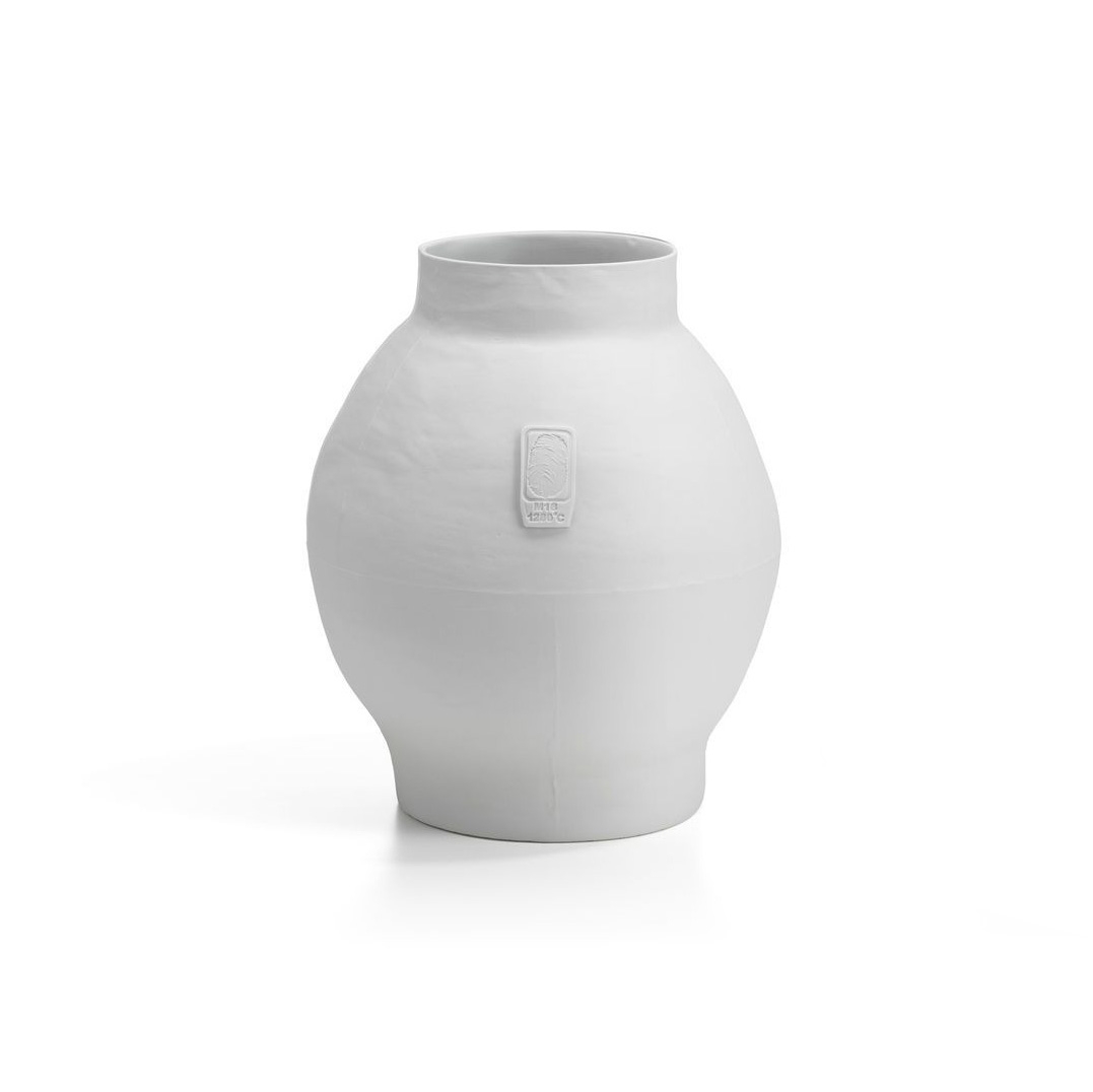 Display product Jongerius Vessels | Big White Pot from manufacturer Vitra