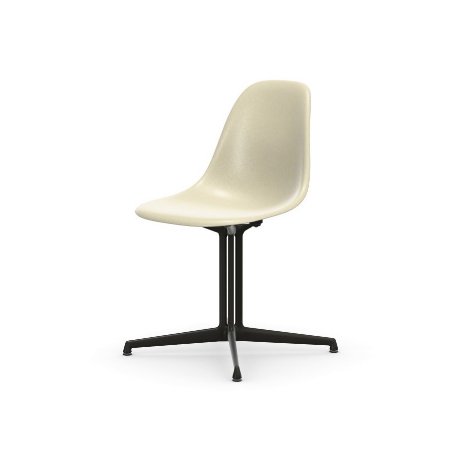 Mostrar el producto Eames Fiberglass Side Chair DSL del fabricante Vitra