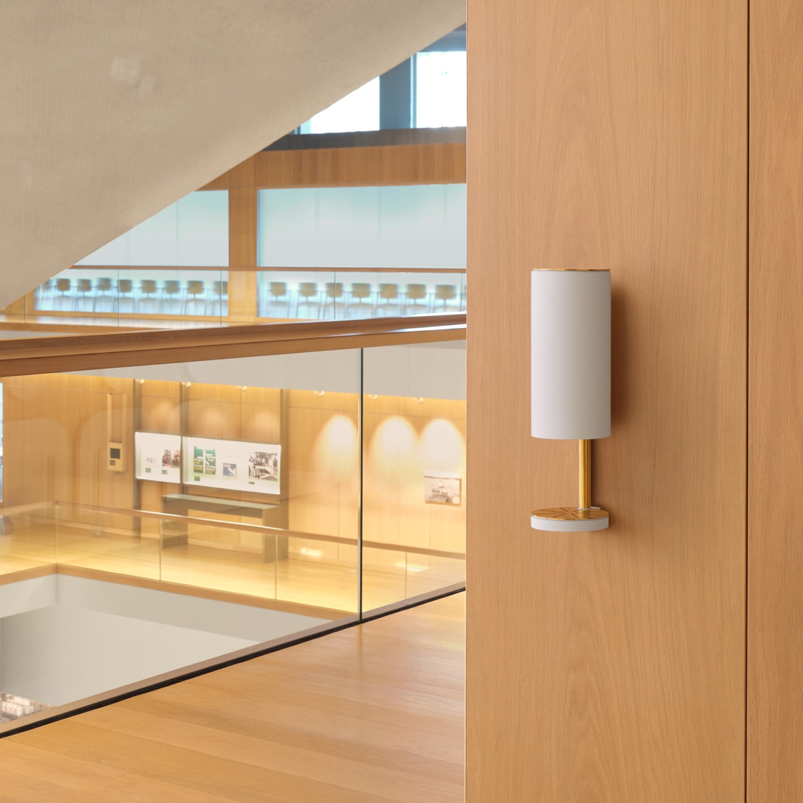 RS11/1 - Wall-mounted hand sanitiser