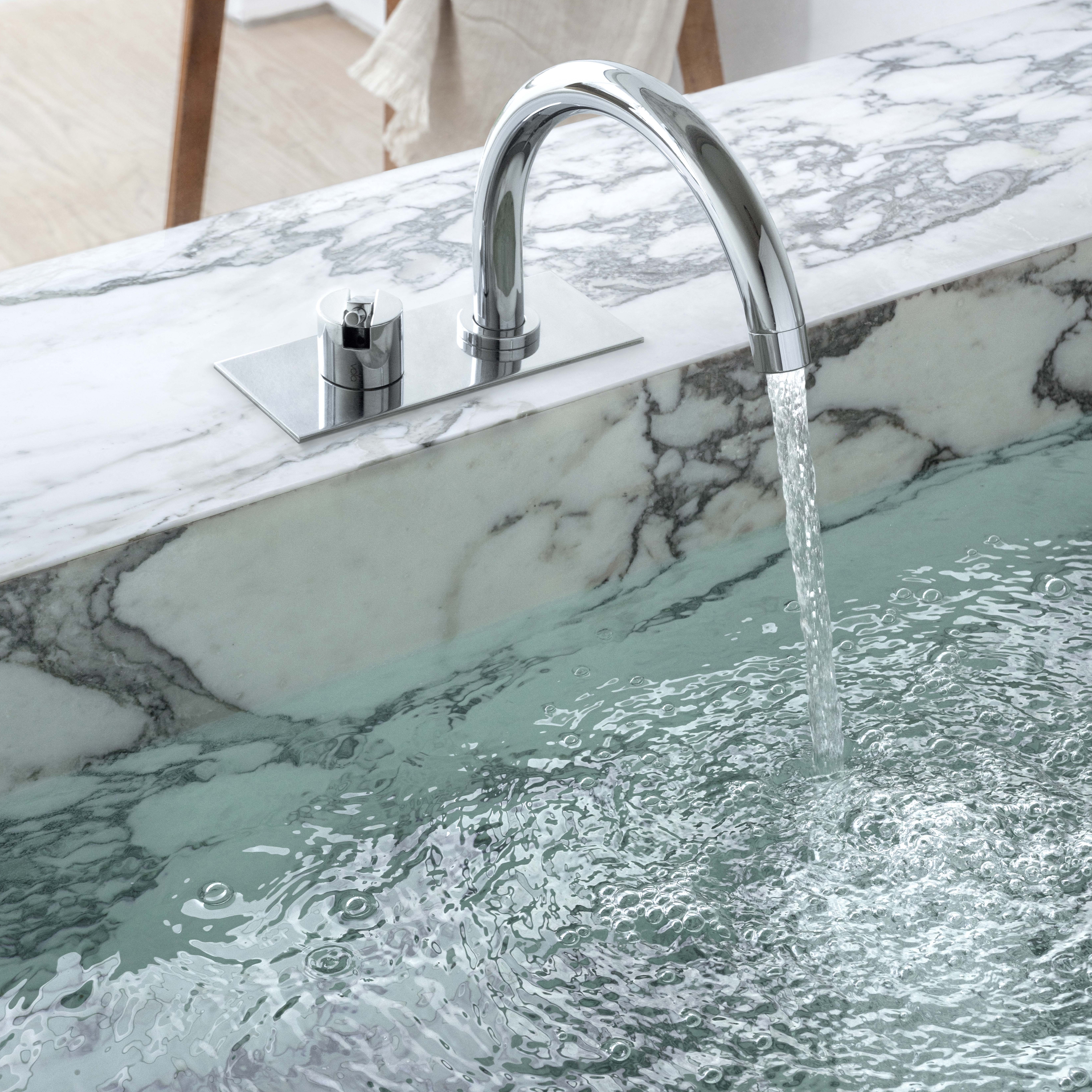 Mostrar el producto BK7 - One-handle mixer with swivel spout for bath filling del fabricante VOLA