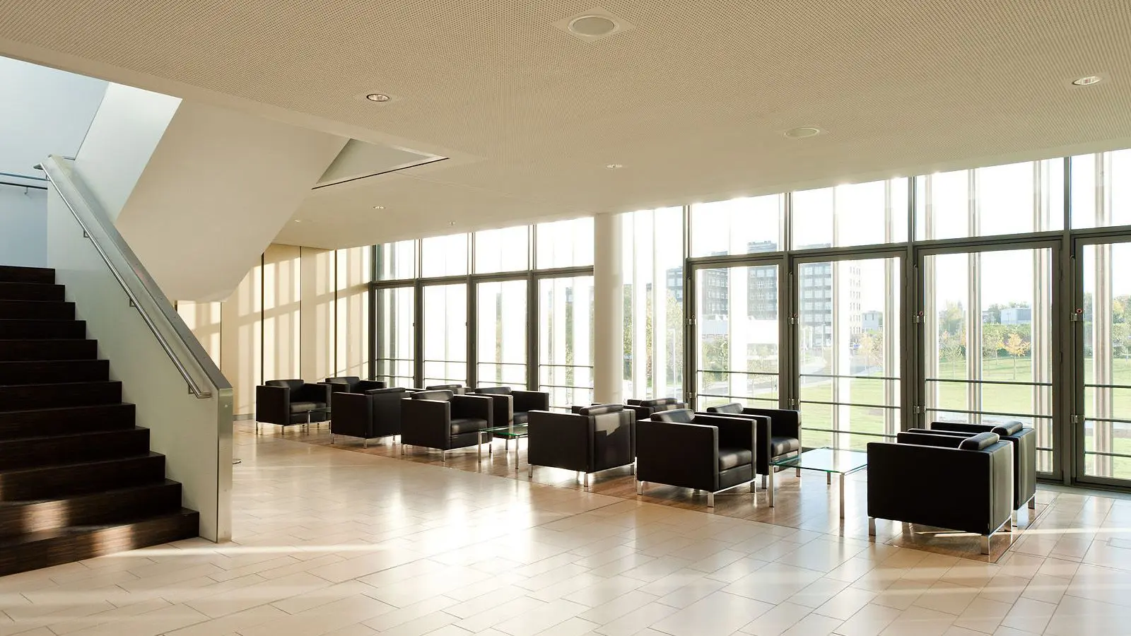 Walter Knoll - Foster 500 Table