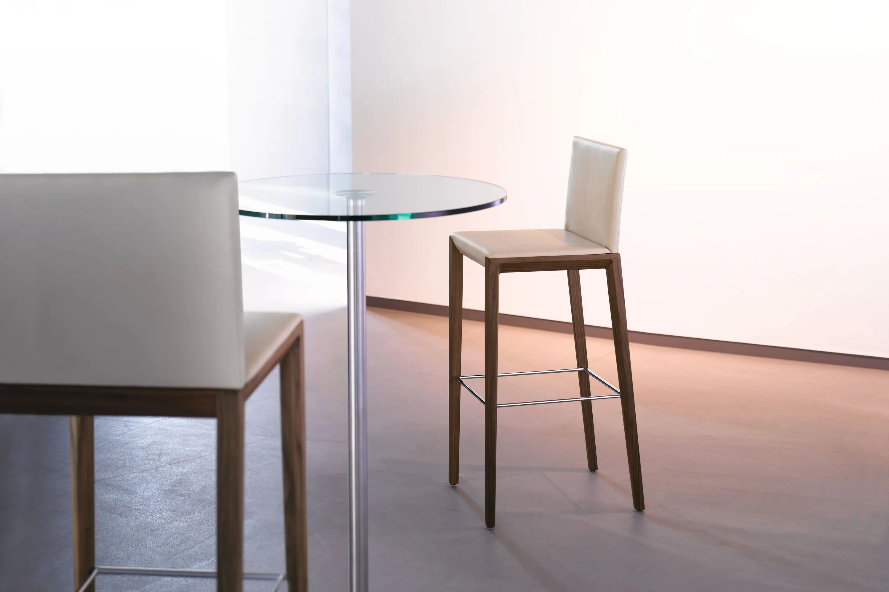 Walter Knoll - X-Table High Standing Table