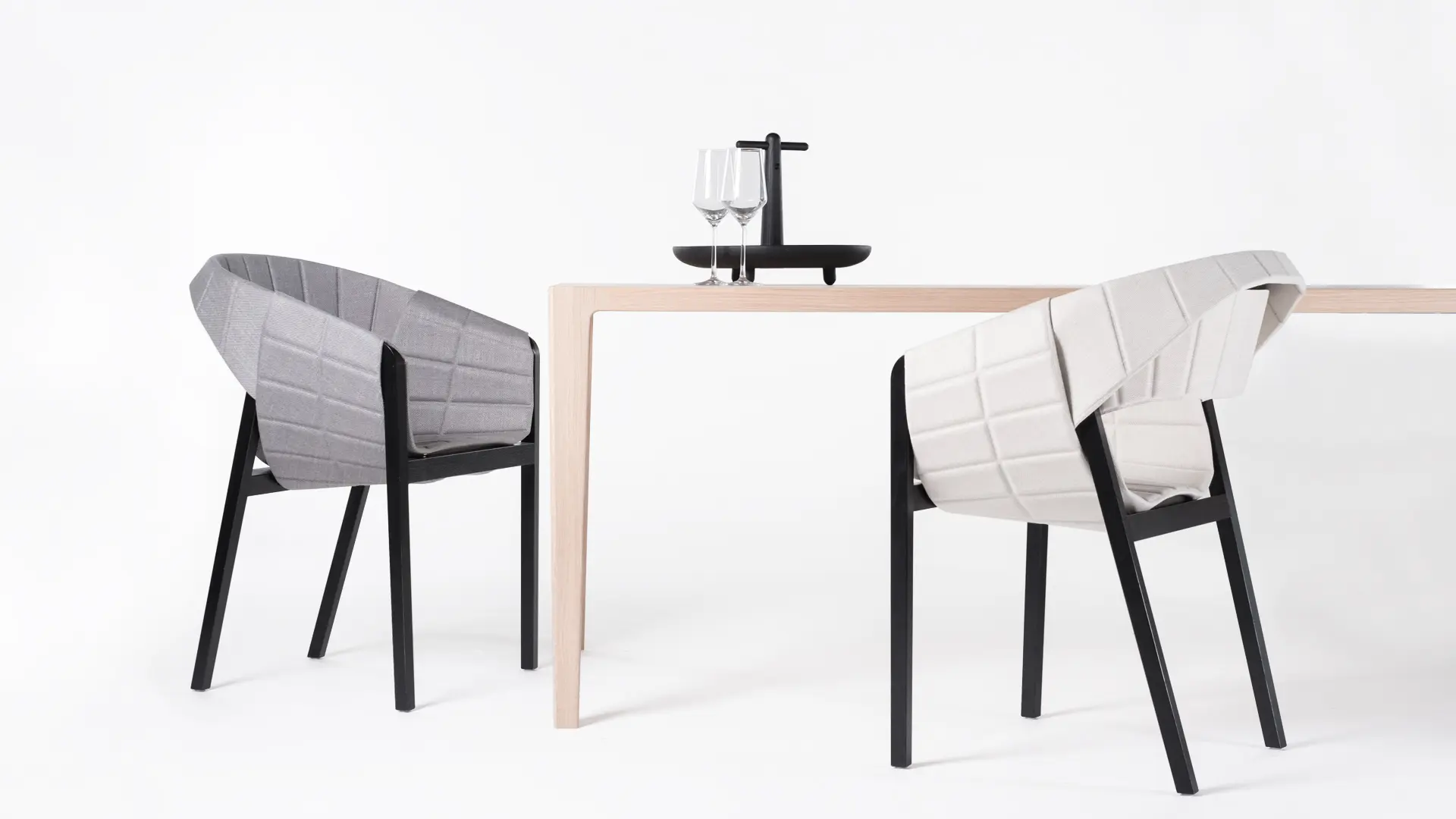 WOGG - WOGG 38 Table | walnut