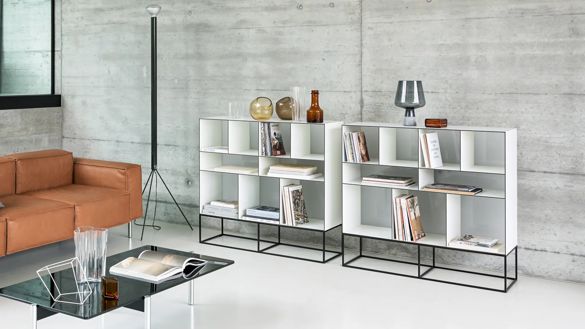 WOGG - WOGG 52 Shelf Box | with base frame