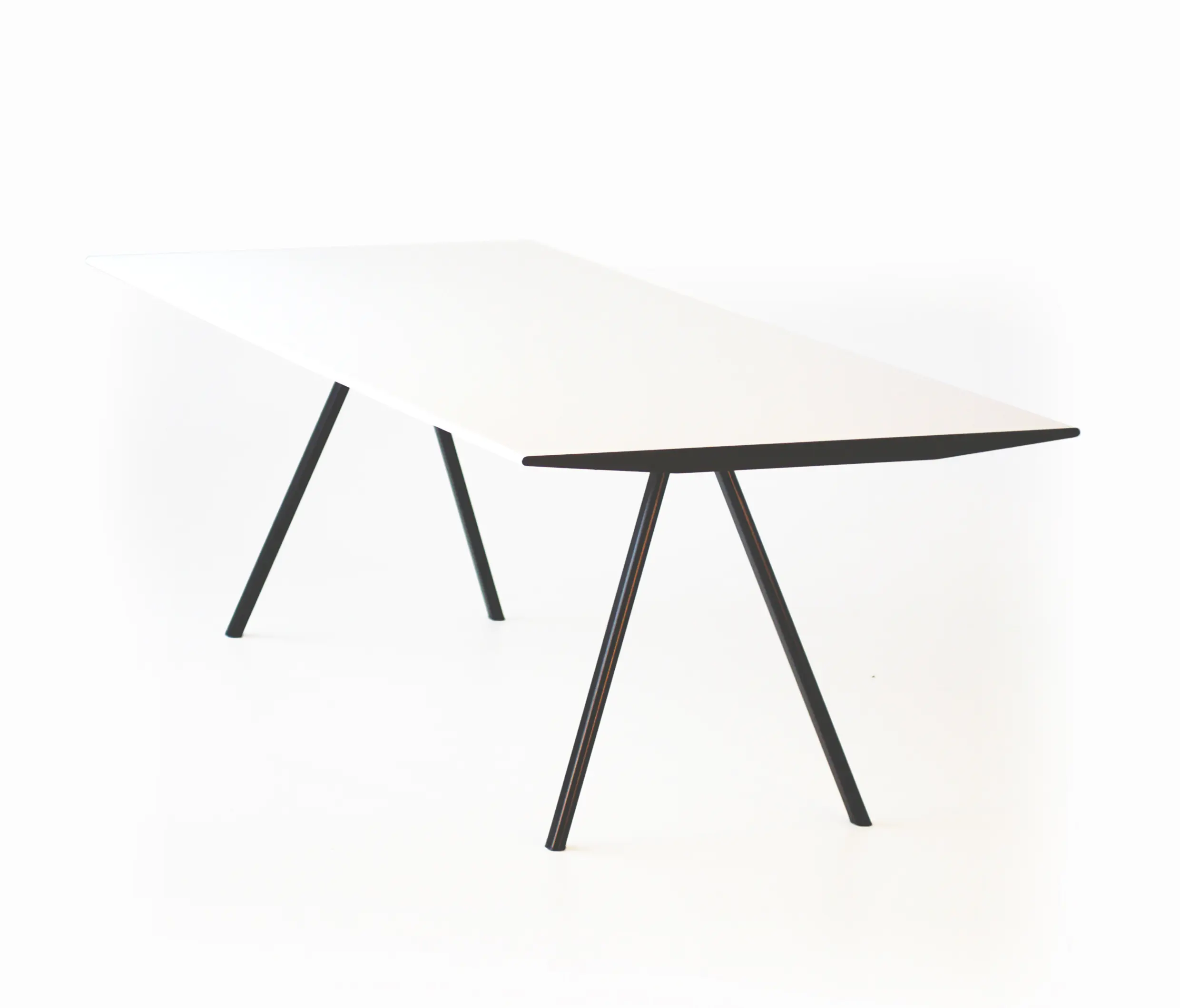 WOGG - WOGG 7 Table
