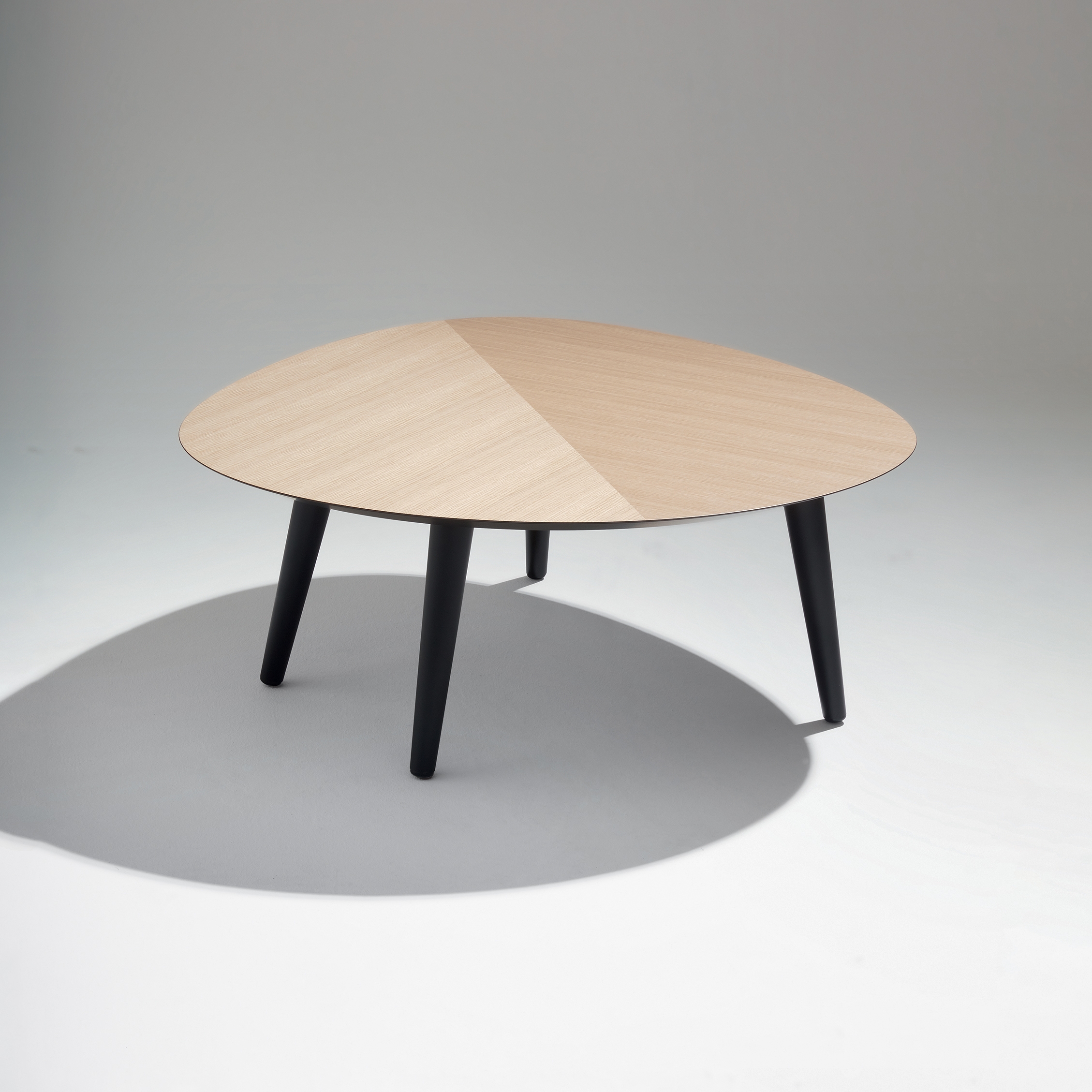 Display product Tweed Mini | 662 from manufacturer Zanotta