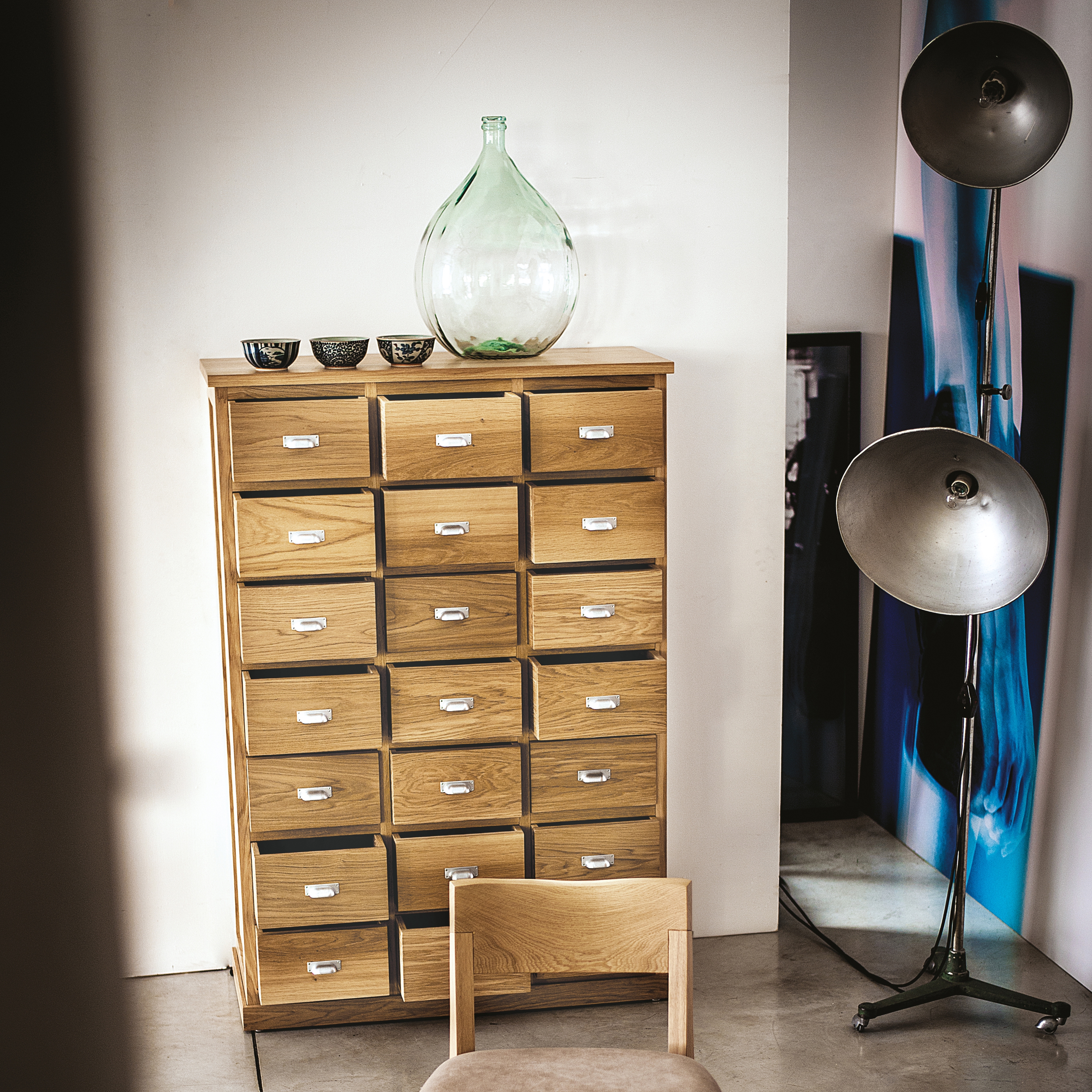 PIECES OF FURNITURE