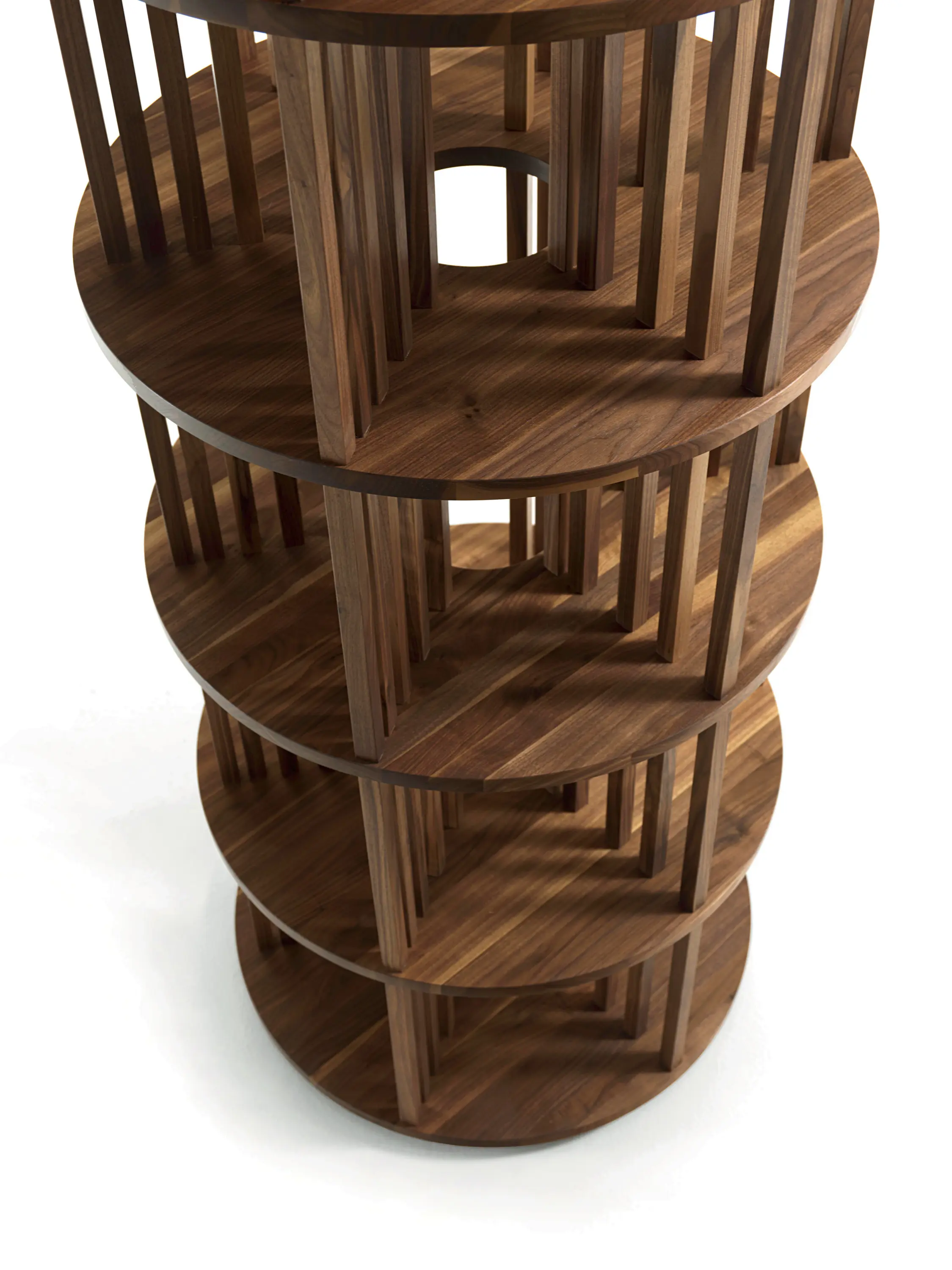 Riva 1920 - Pillar