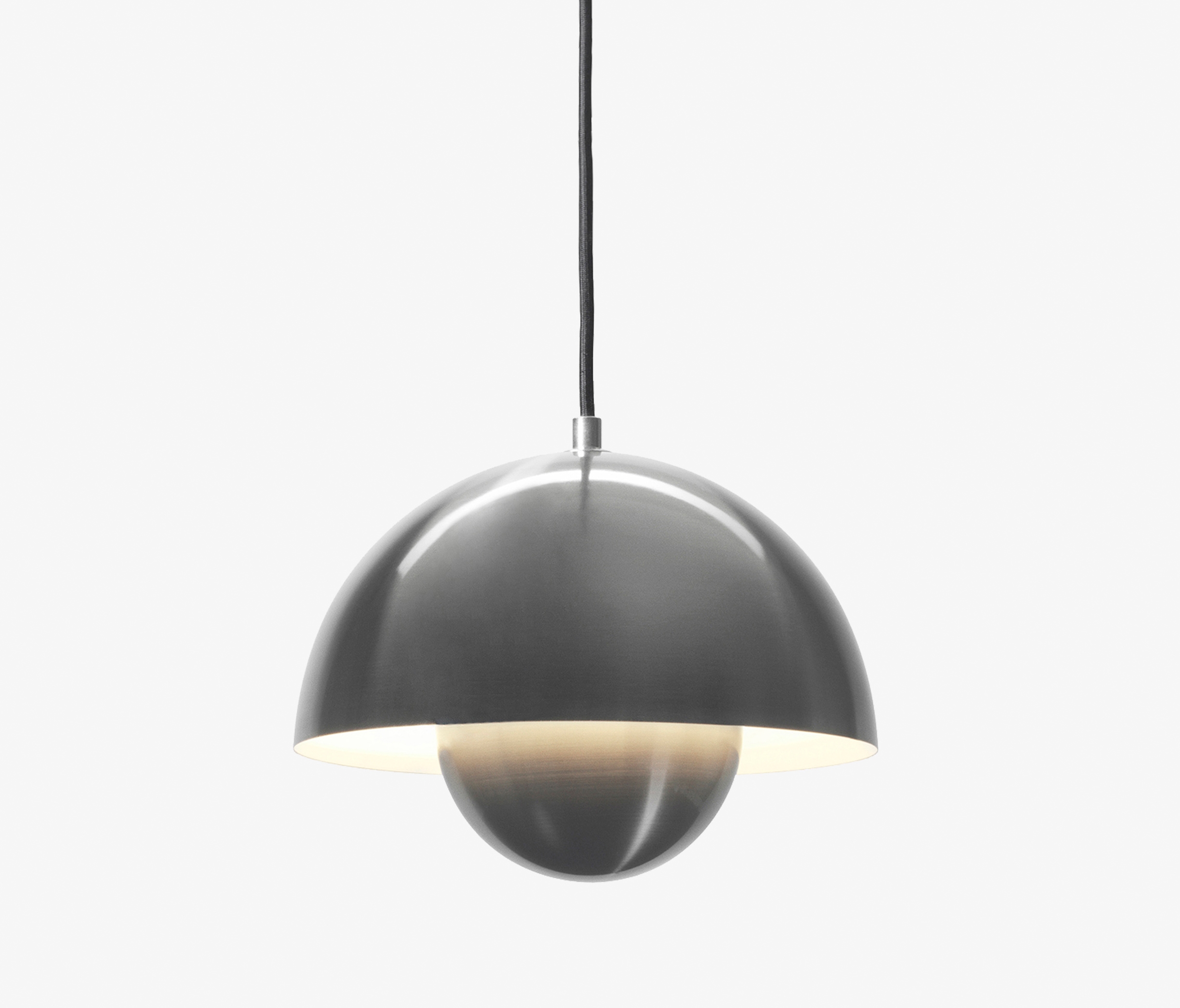 Vertoon produk FlowerPot Pendant VP1 brushed van vervaardiger &TRADITION