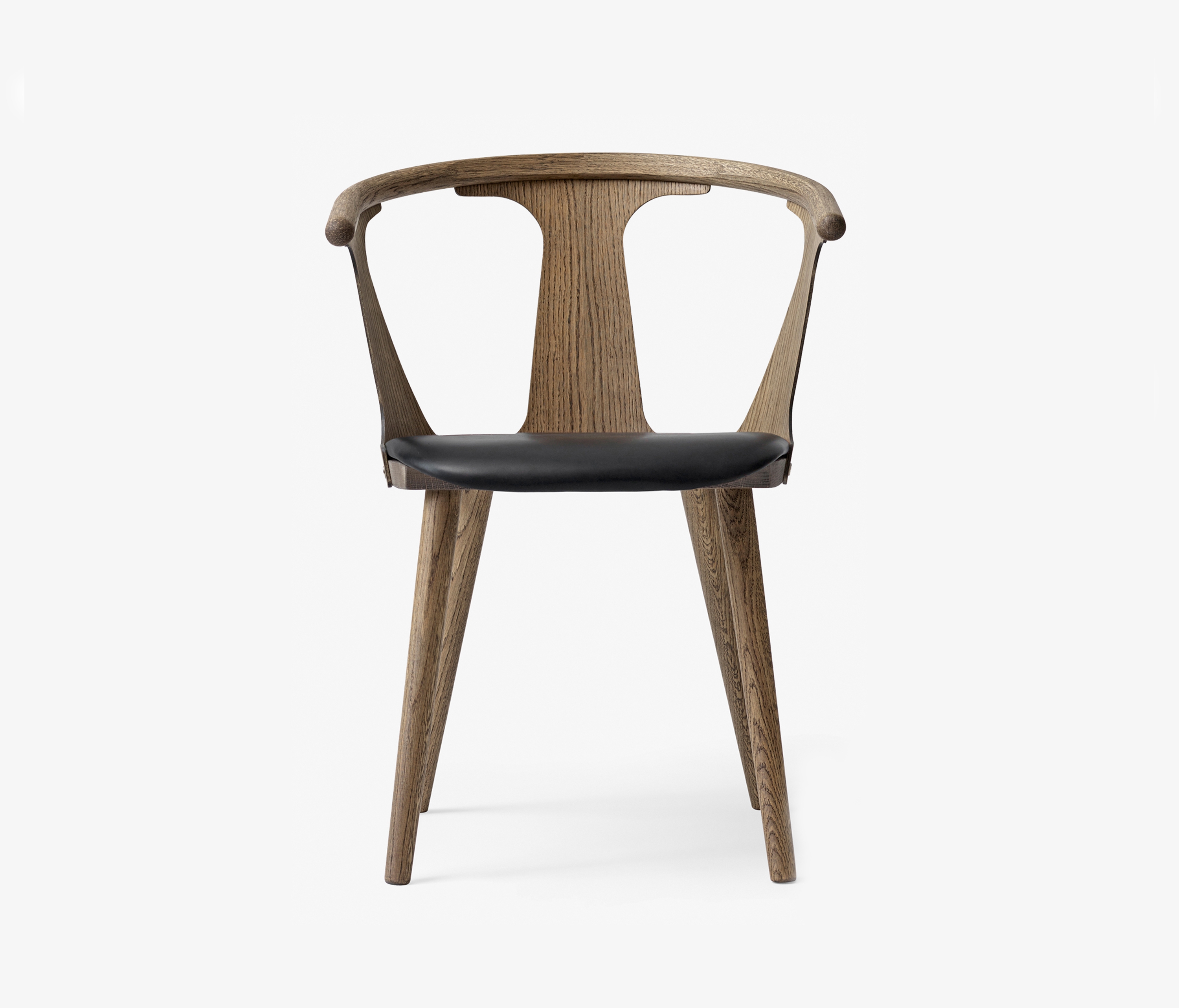 Display product In Between SK2 Smoked Oiled Oak w. Noble Aniline Black Leather from manufacturer &TRADITION