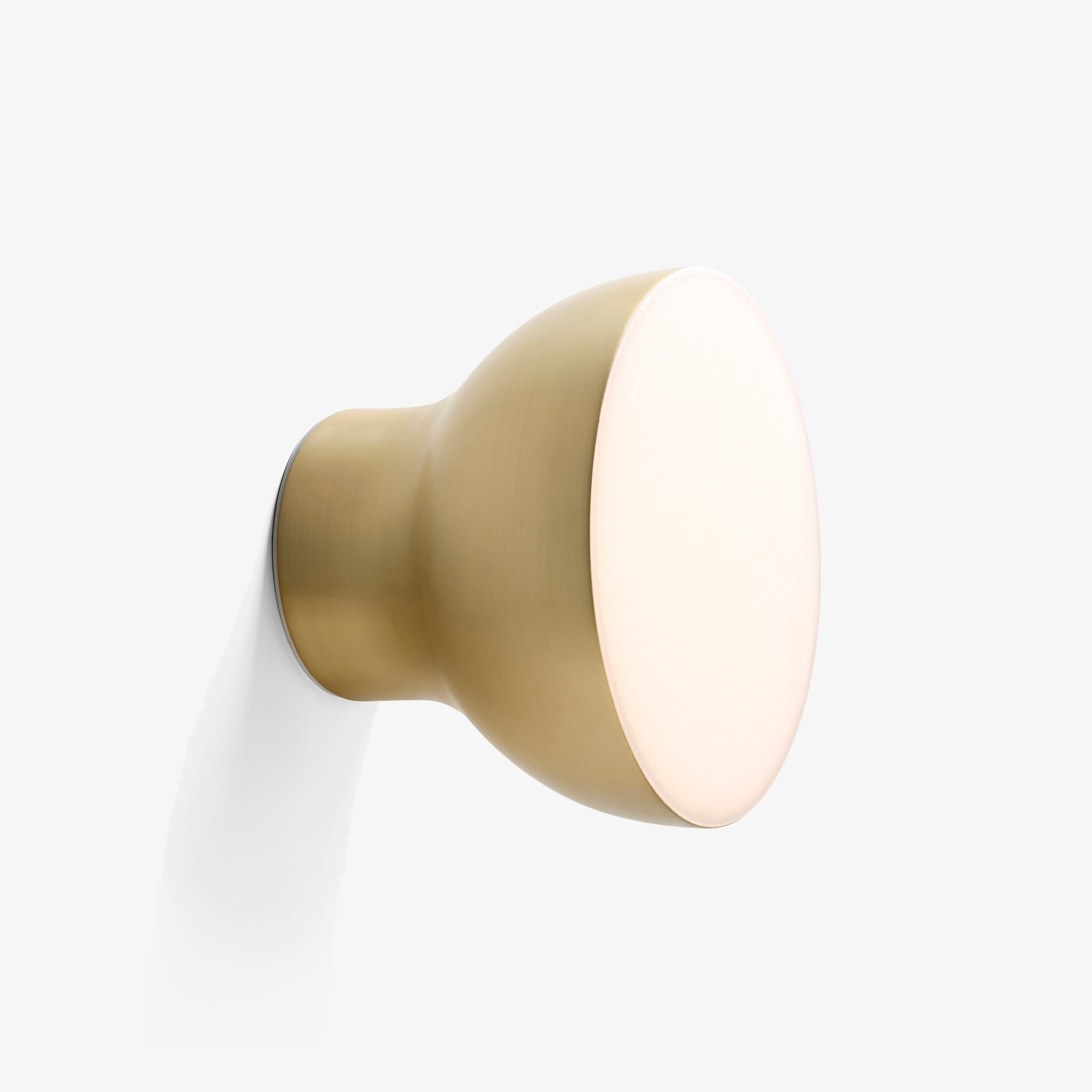 Display product Passepartout JH11 Gold from manufacturer &TRADITION
