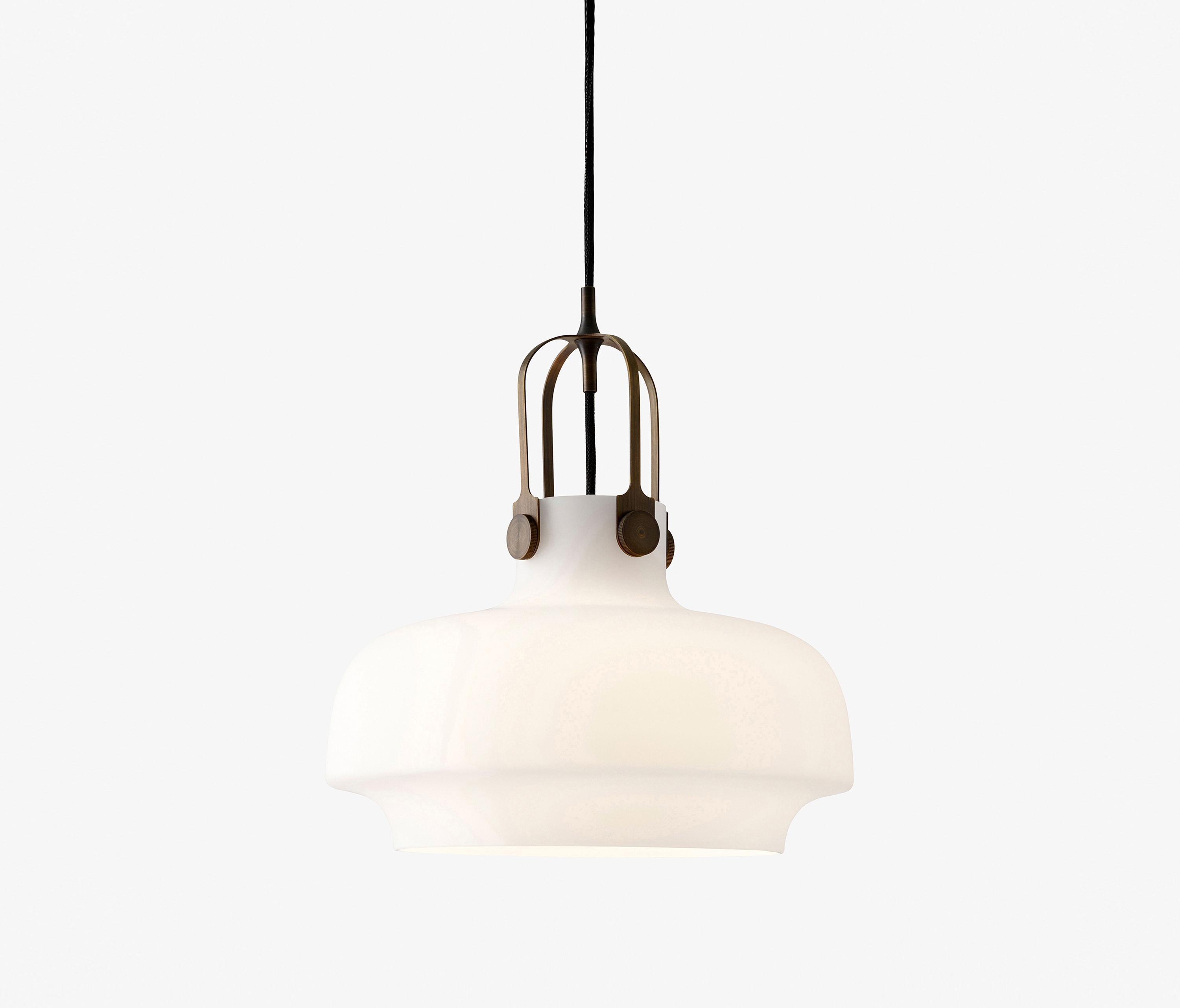 Mostra il prodotto Copenhagen SC7 Opal Glass del produttore &TRADITION