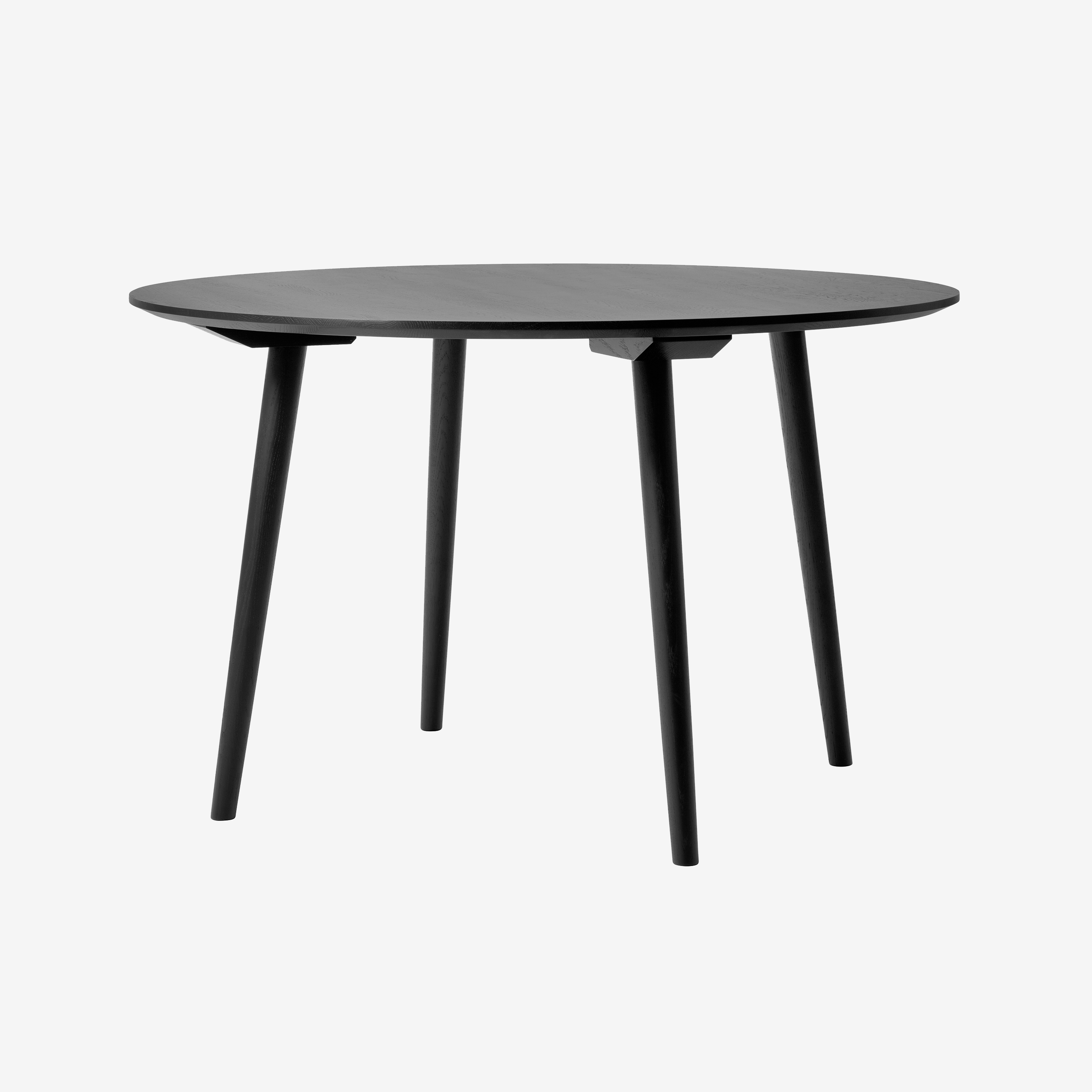 In Between SK4 Black Lacquered Oak