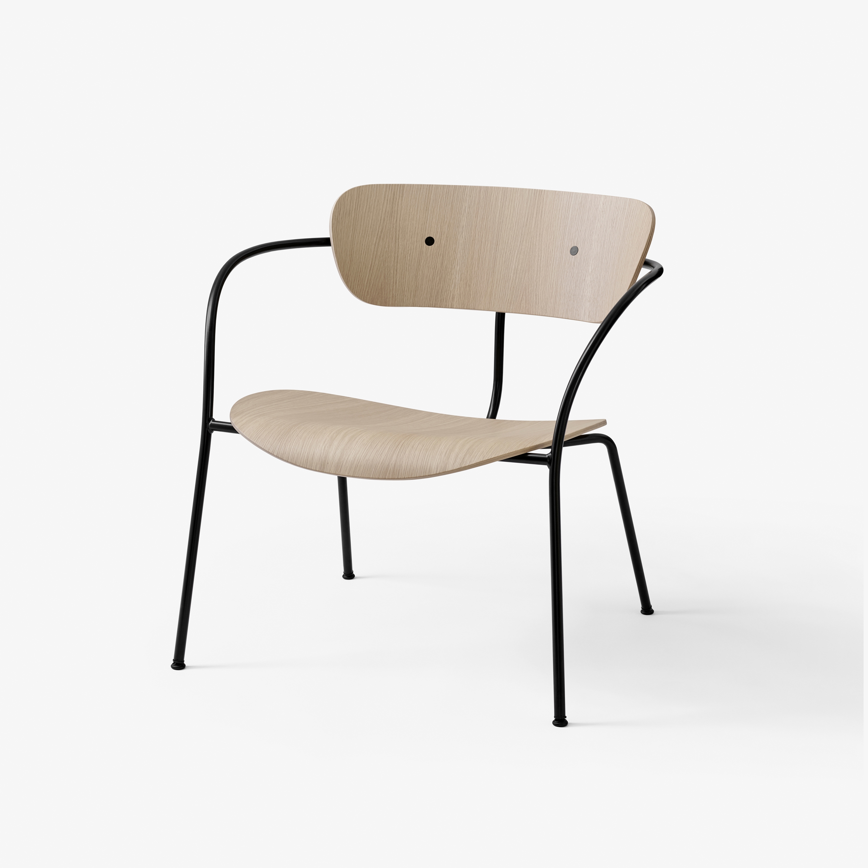 Pavilion AV5 Lacquered Oak w. Black base