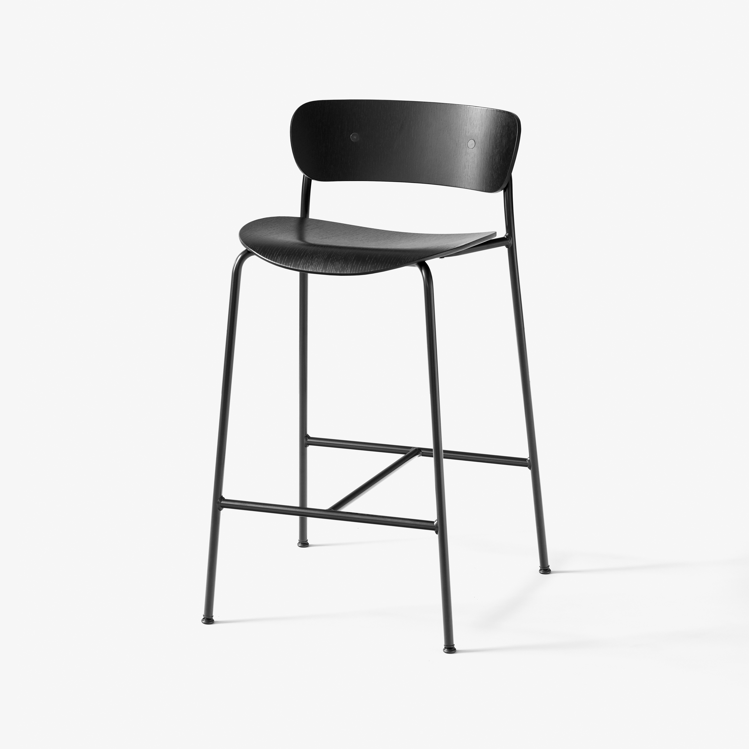 Display product Pavilion AV7 Black Lacquered Oak w. Black base from manufacturer &TRADITION